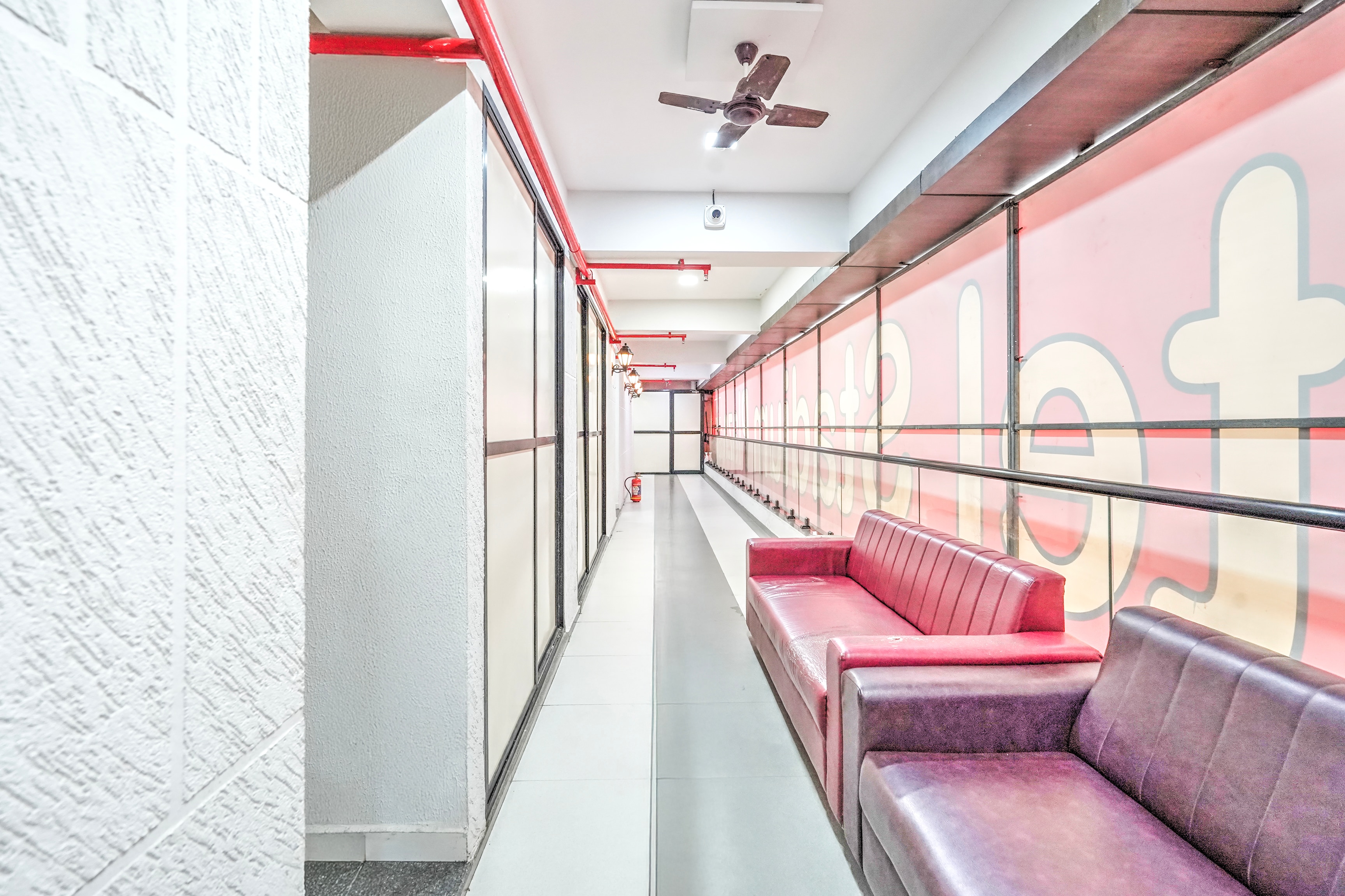 Super Hotel O Sneh Rashmi Botanical Garden Surat Formerly Stadium Plaza in Surat