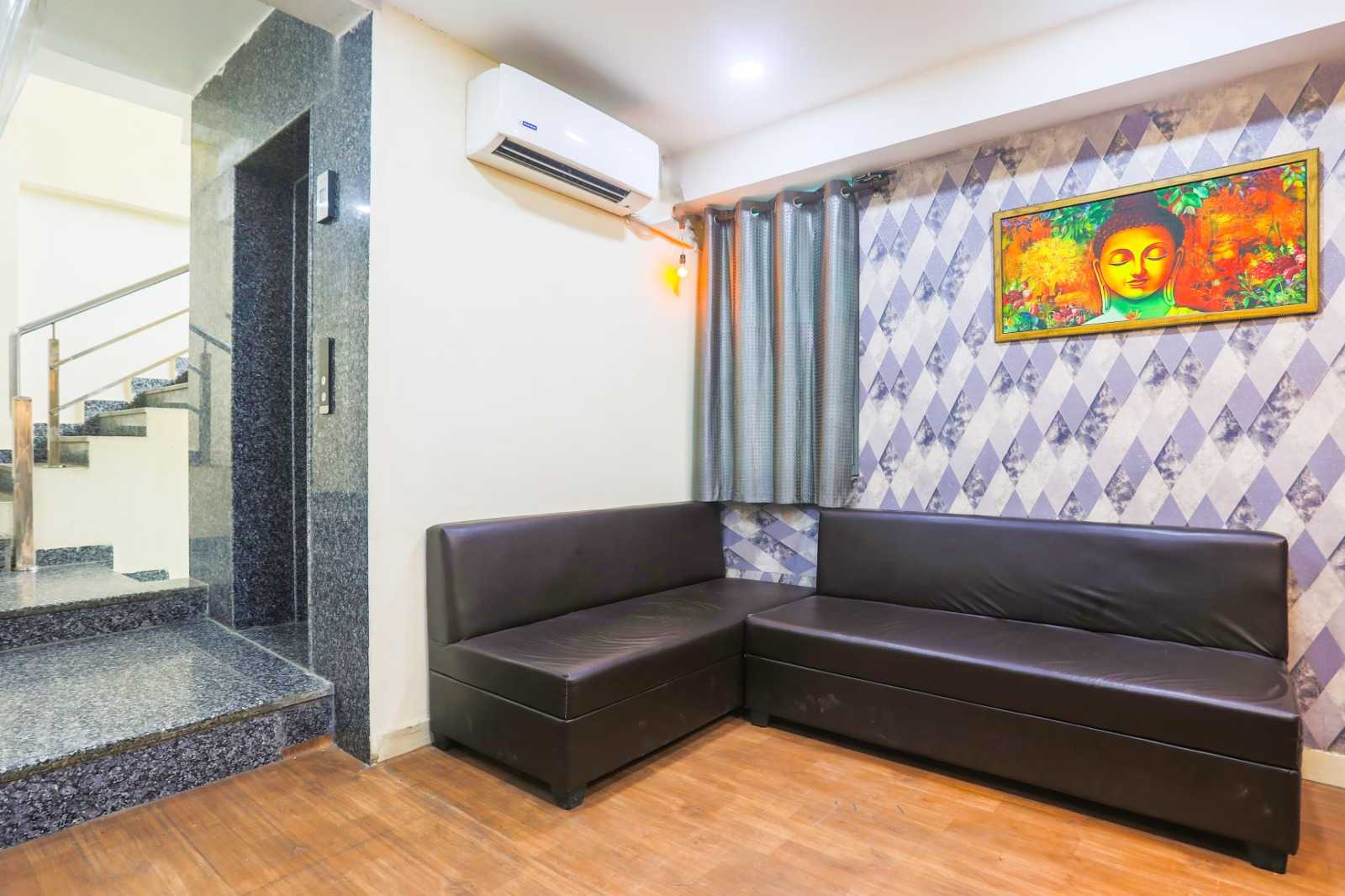 Super Collection O Sector 44 Near Botanical Garden Formerly Hotel Culture in Noida