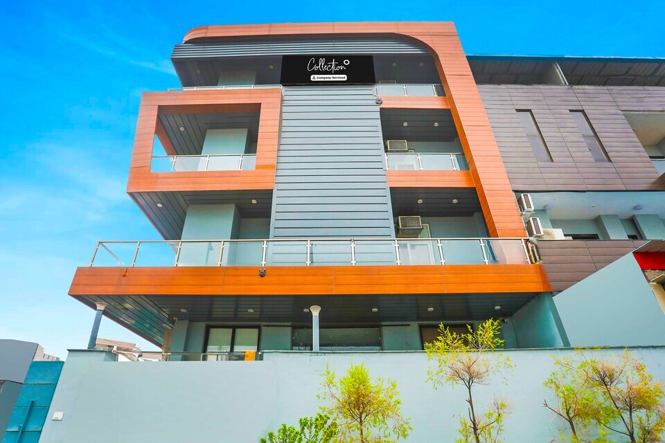 Super Collection O Sector 44 Near Botanical Garden Formerly Hotel Culture in Noida