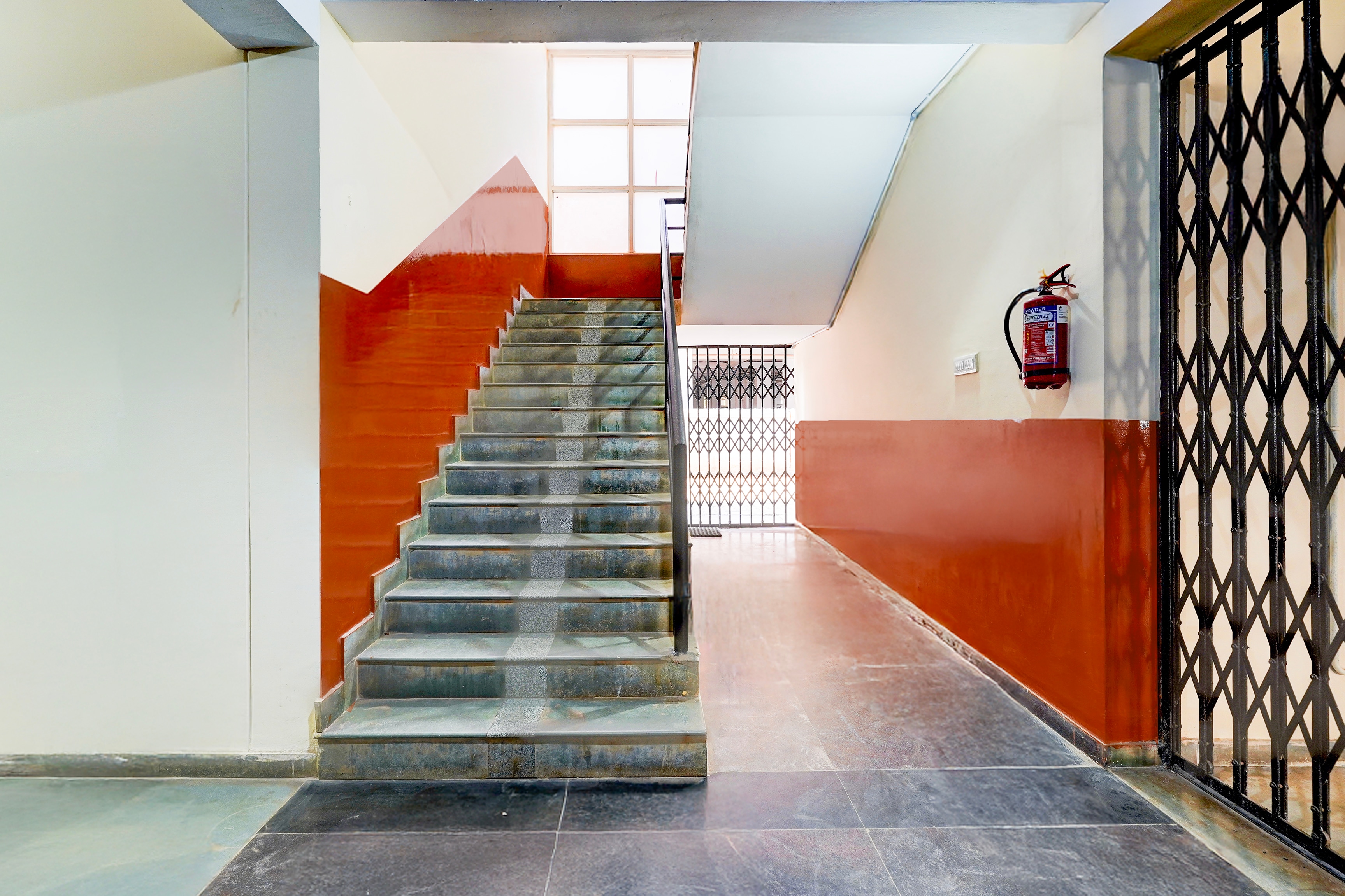 Super Collection O Electronic City in Bangalore