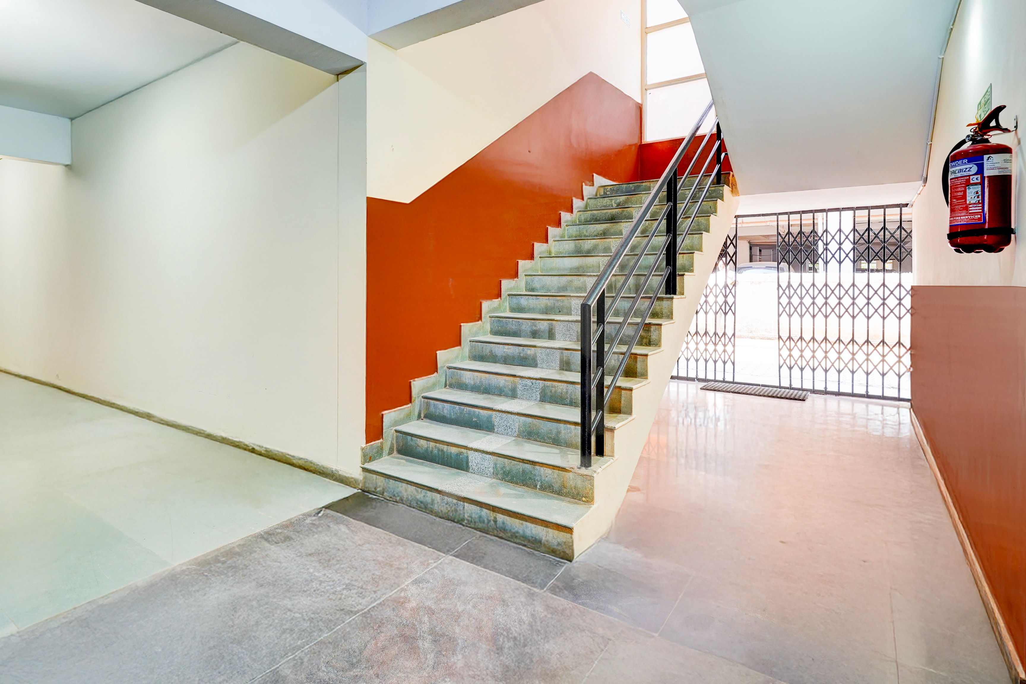 Super Collection O Electronic City in Bangalore