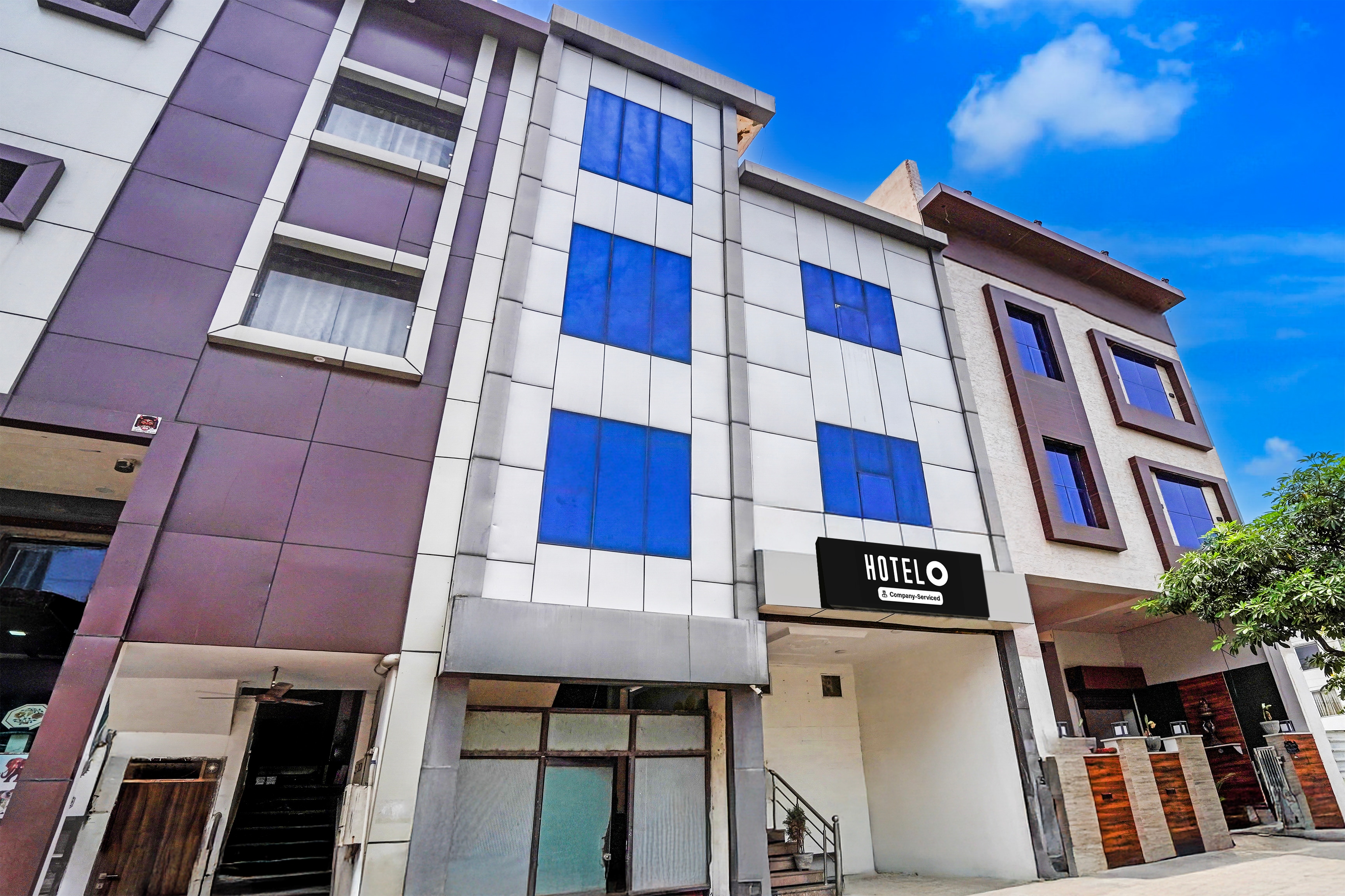 Hotel O Shilpgram Taj Mahal East Gate in Agra