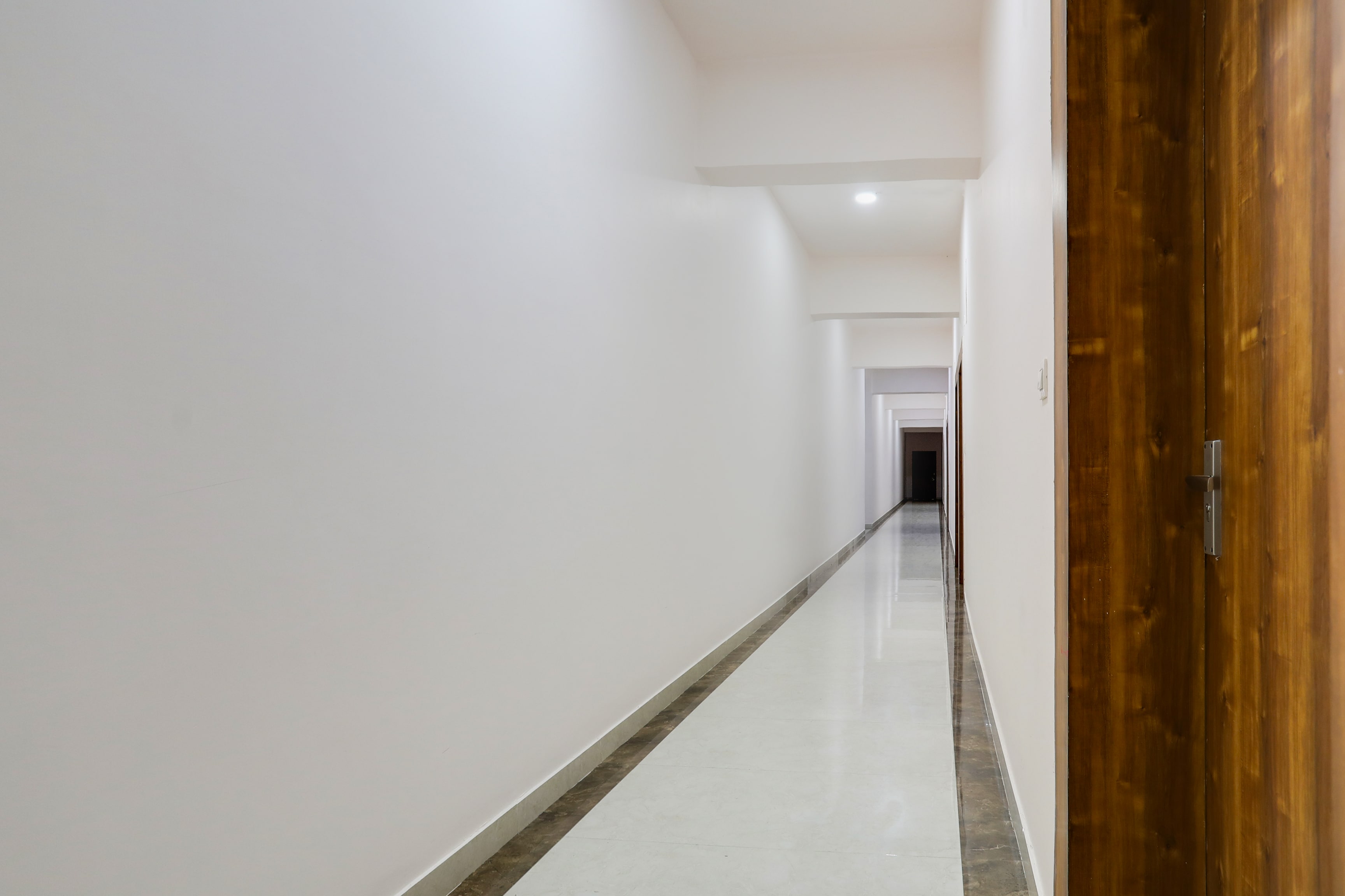 Super Townhouse Kathgharia Chowk in Haldwani