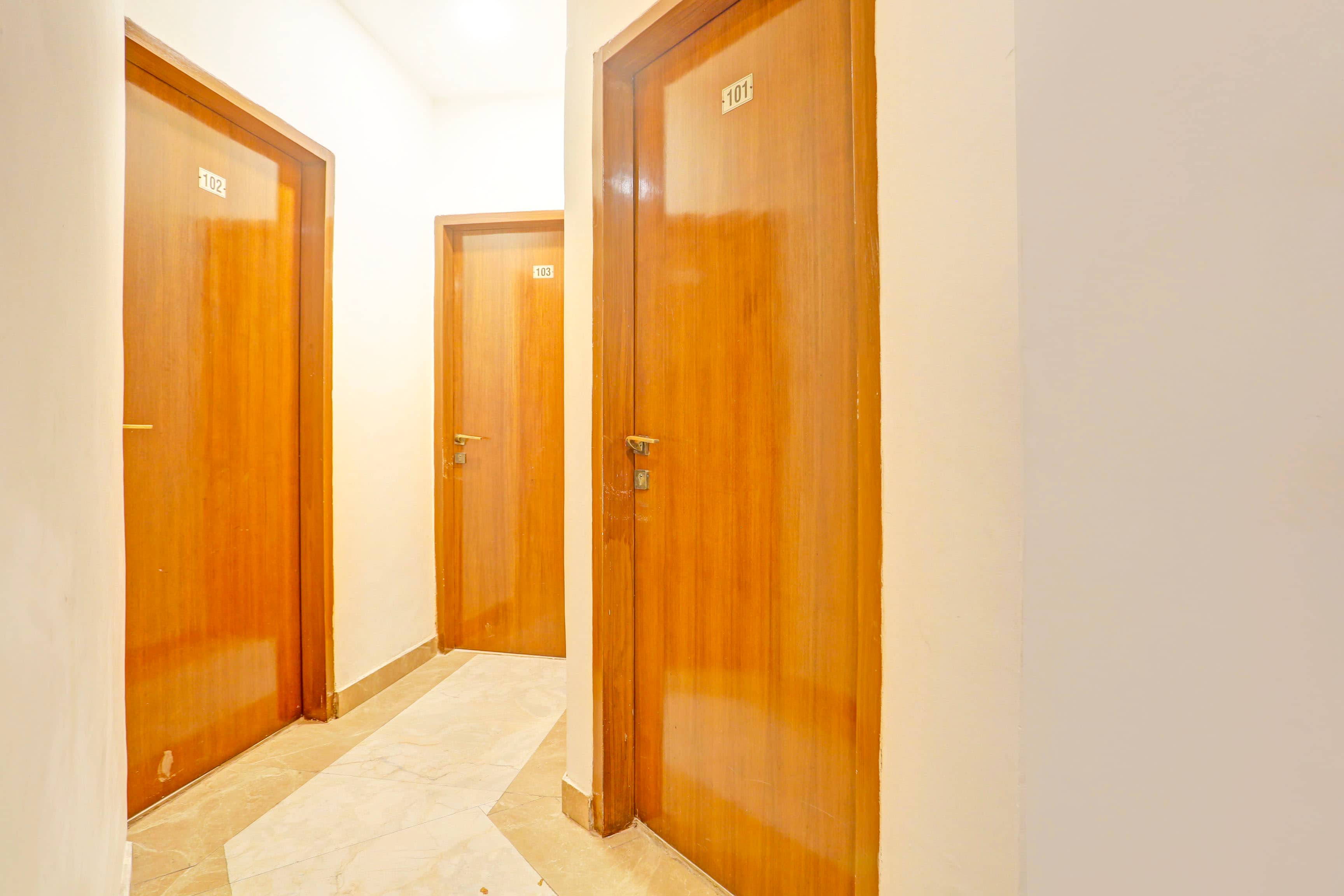 Super Hotel O Sector 45 Formerly Manyavar in Chandigarh