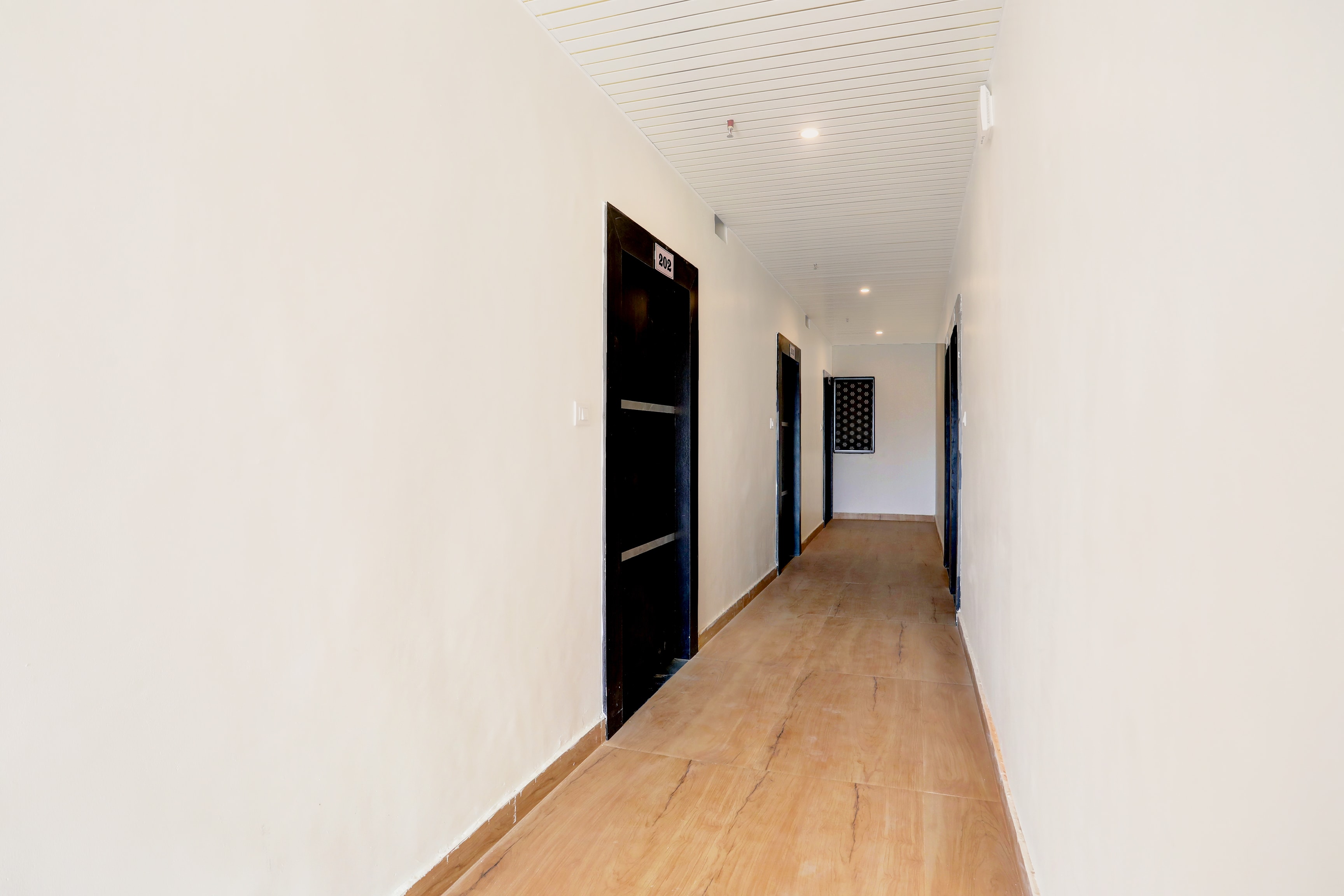 Super Townhouse Balua Road Pahadiya in Varanasi