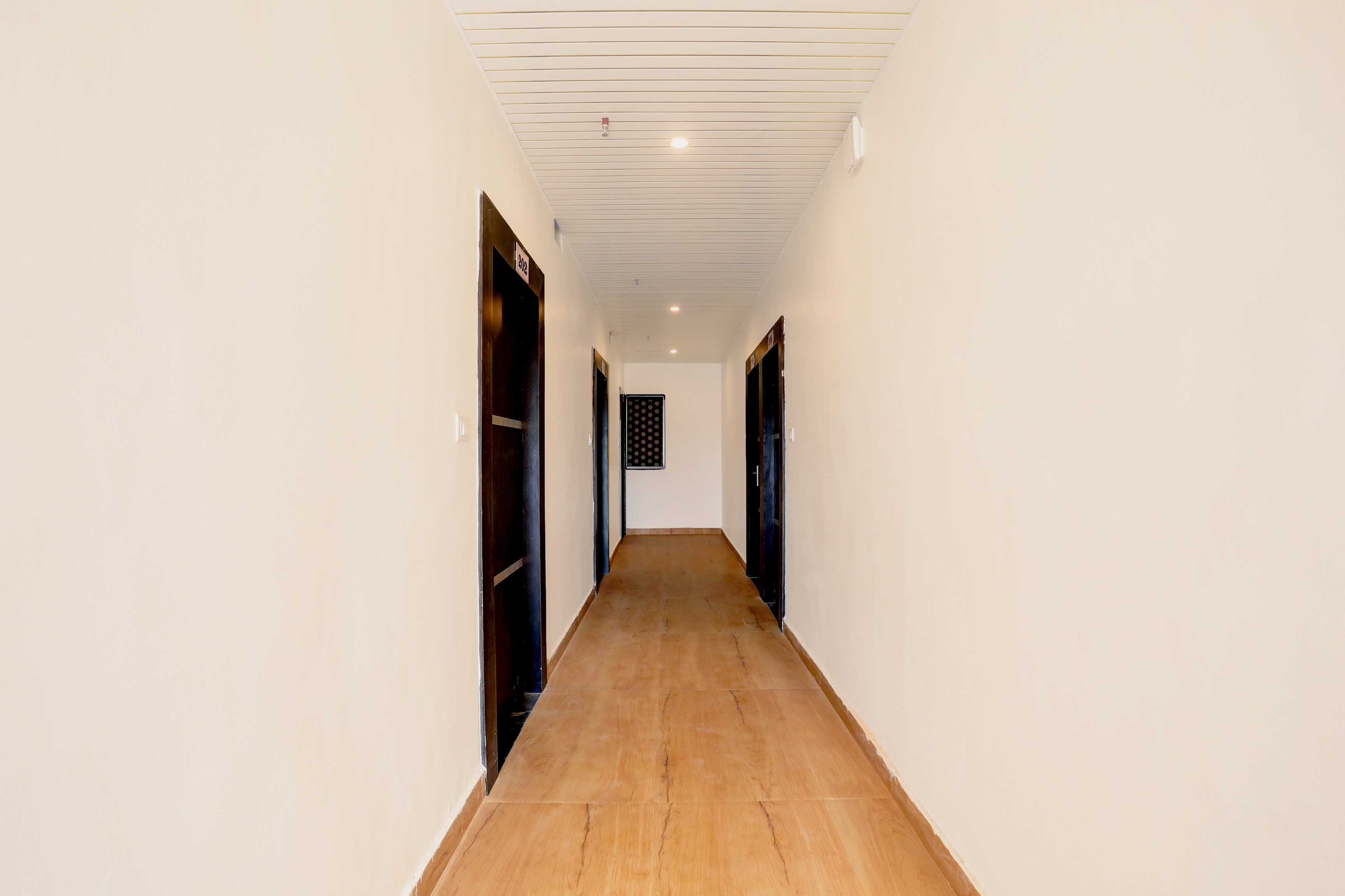 Super Townhouse Balua Road Pahadiya in Varanasi