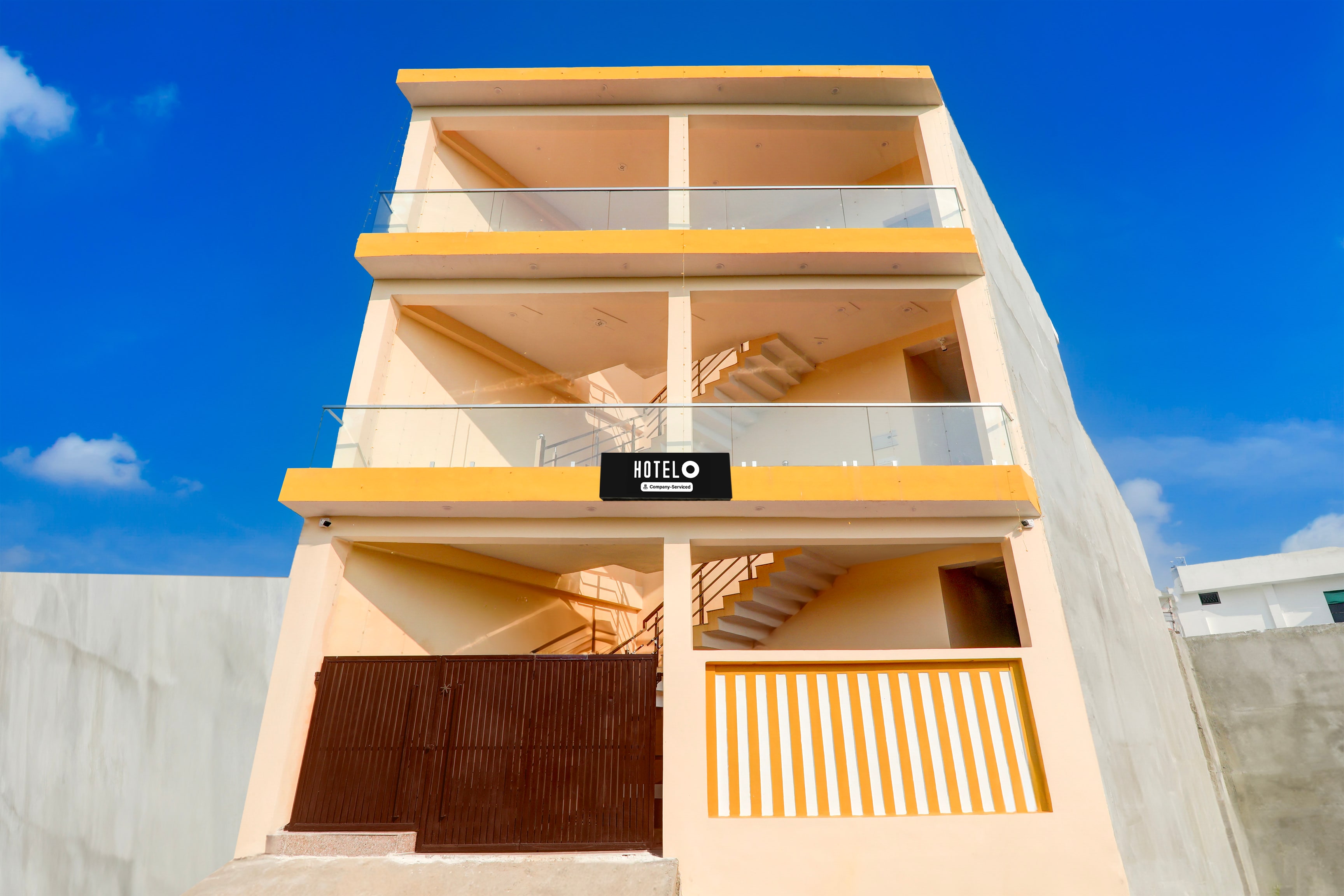 Super Hotel O Arjun Ganj in Lucknow