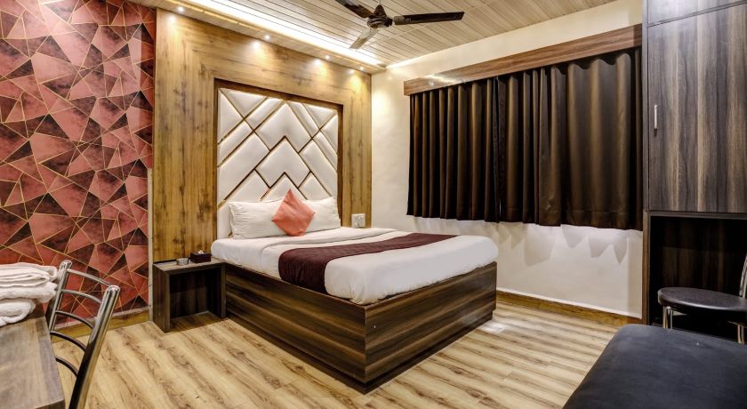 Hotel Green Park in Mumbai