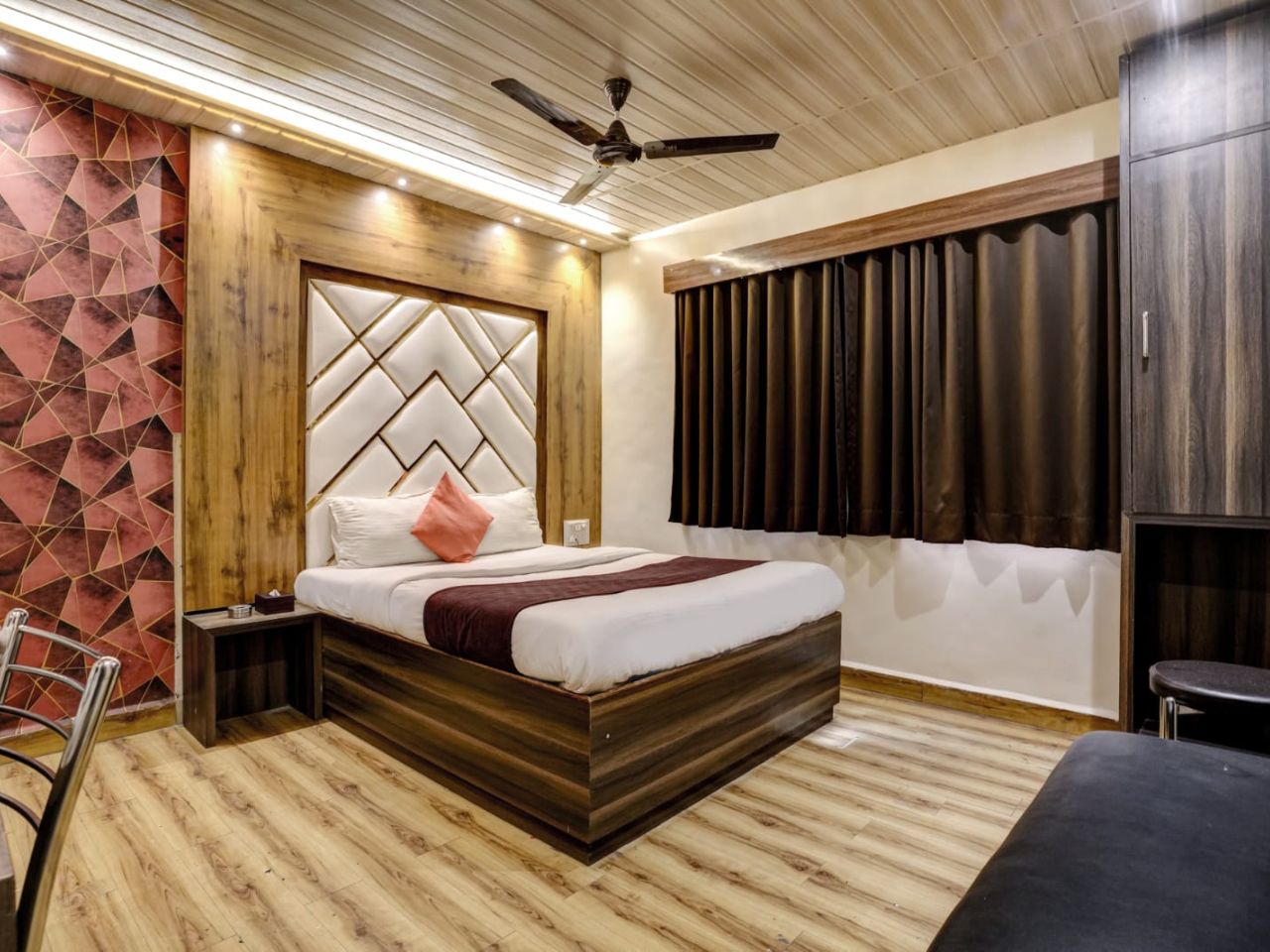 Hotel Green Park in Mumbai