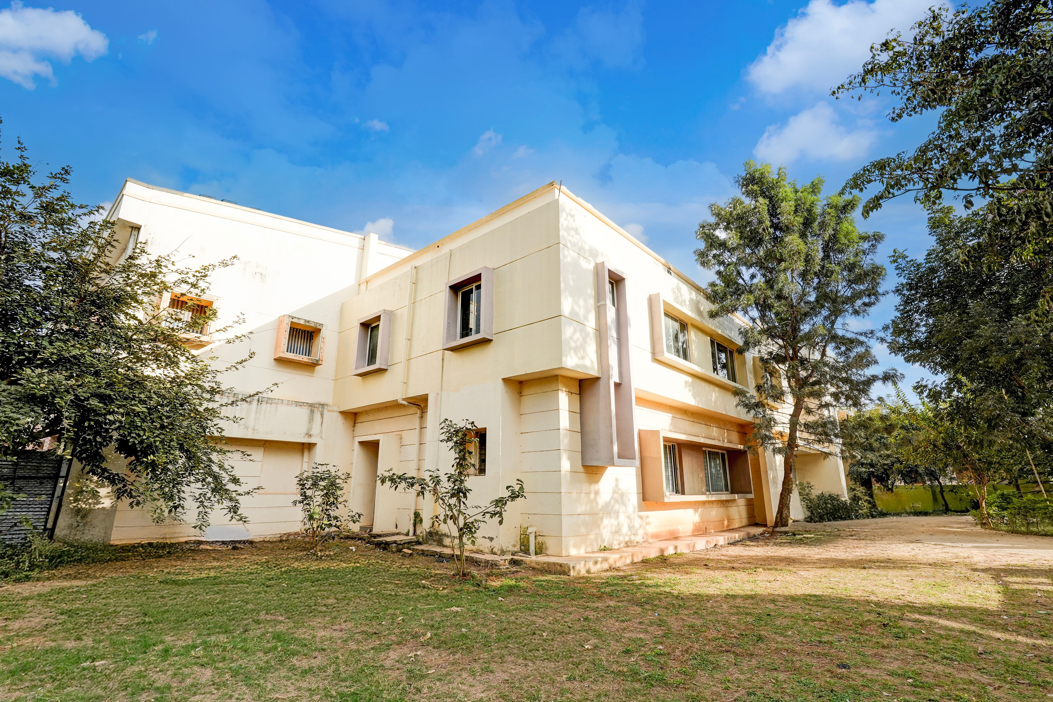 Super Hotel O Hennagara Rd Bommasandara in Bangalore