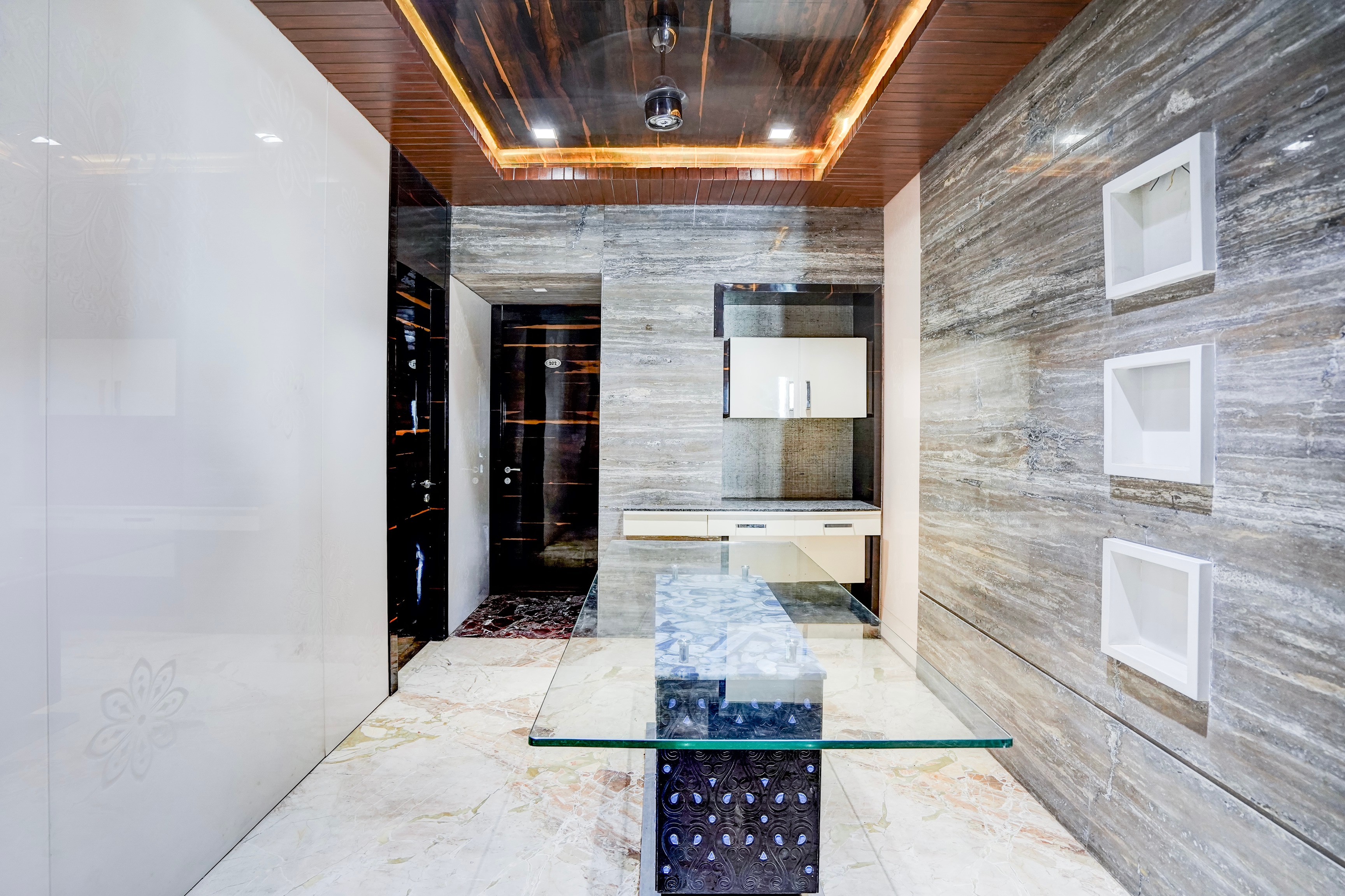 Palette Swaroop Nagar Formerly Shanti Kutir in Kanpur