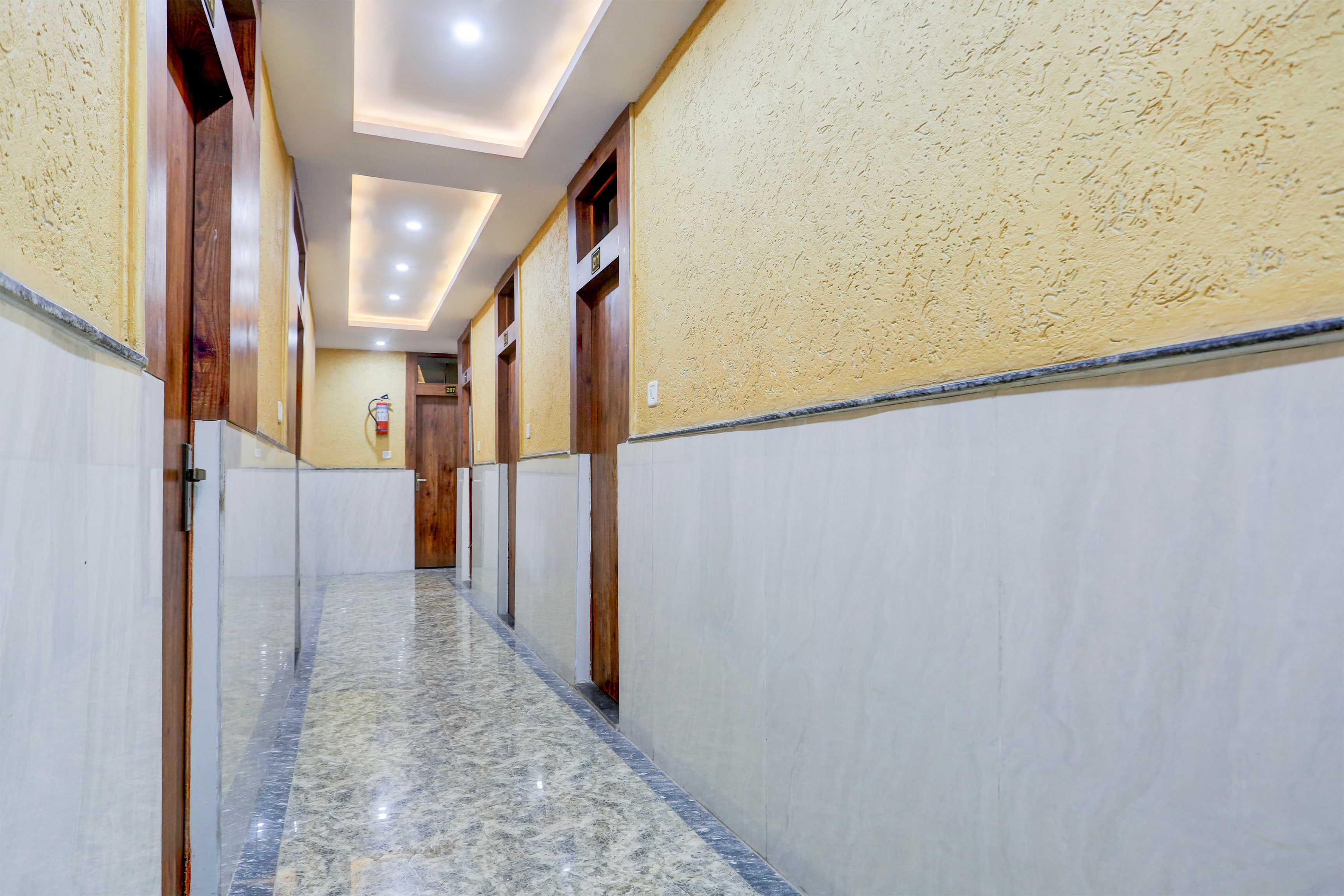 Super Hotel O Mall Road Gwalior Formerly Rama inn in Gwalior