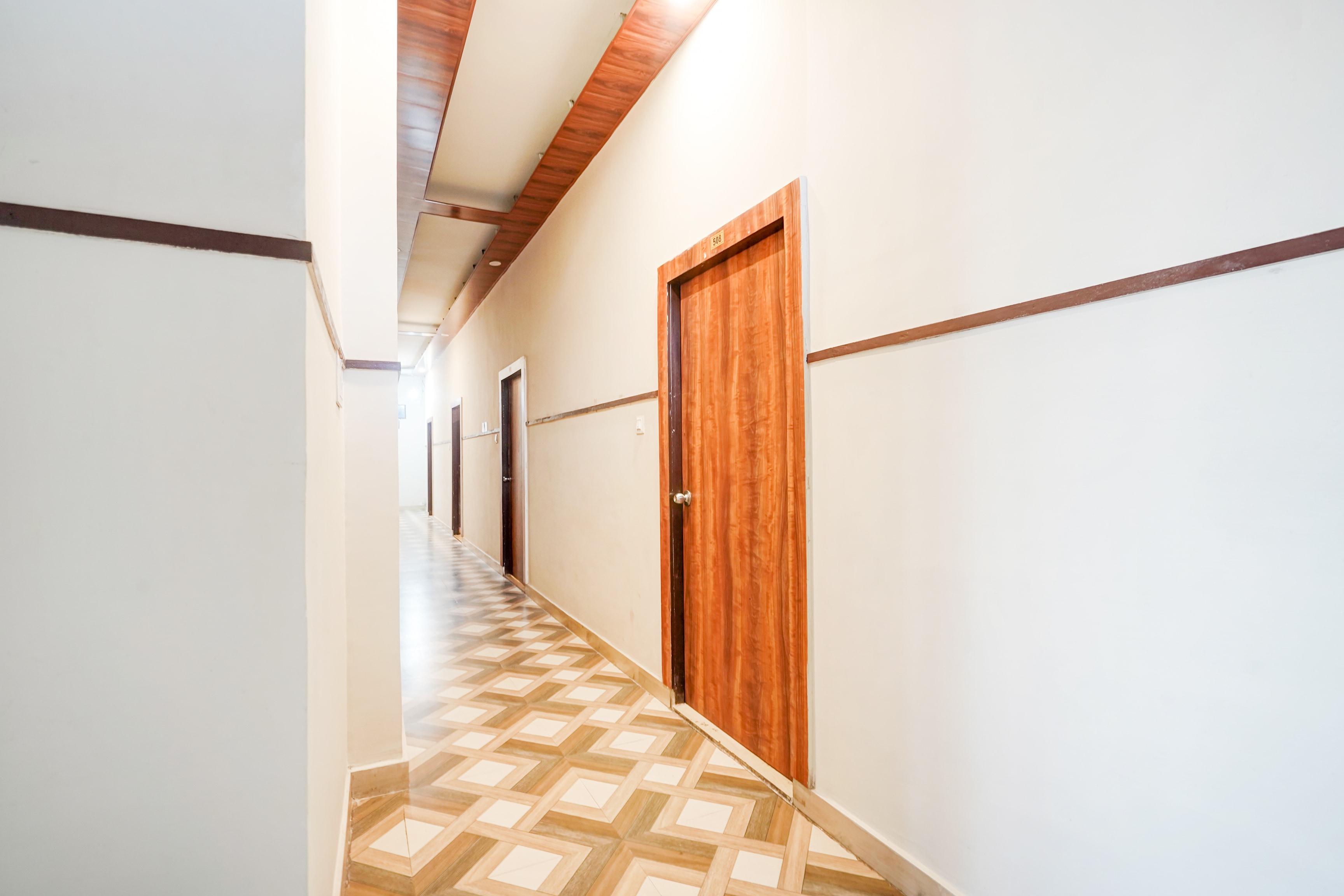 Super Townhouse City Mall Kota Formerly Hotel High Society in Kota