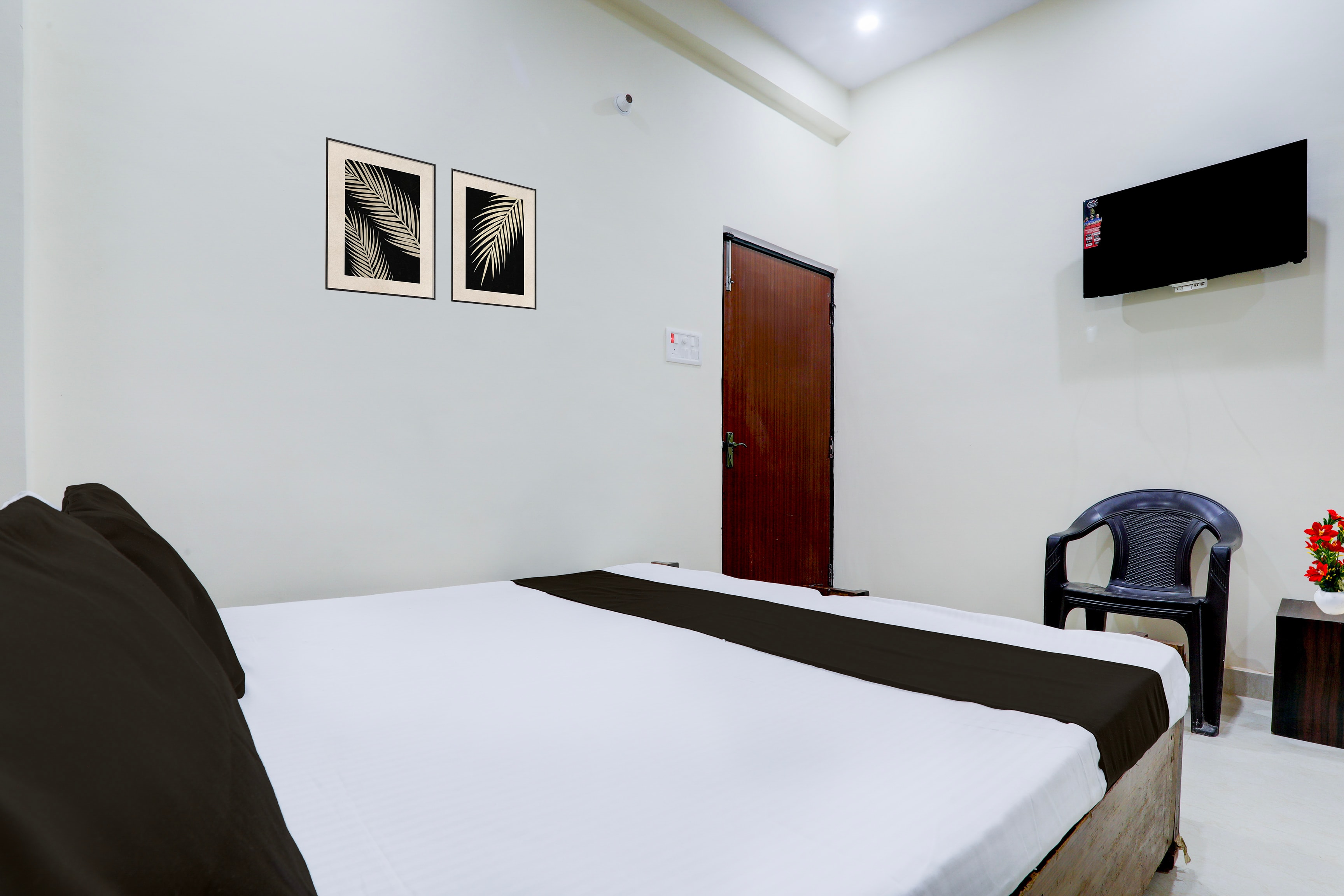 Super Hotel O Sudhirpur near Phonix Hospital in Varanasi