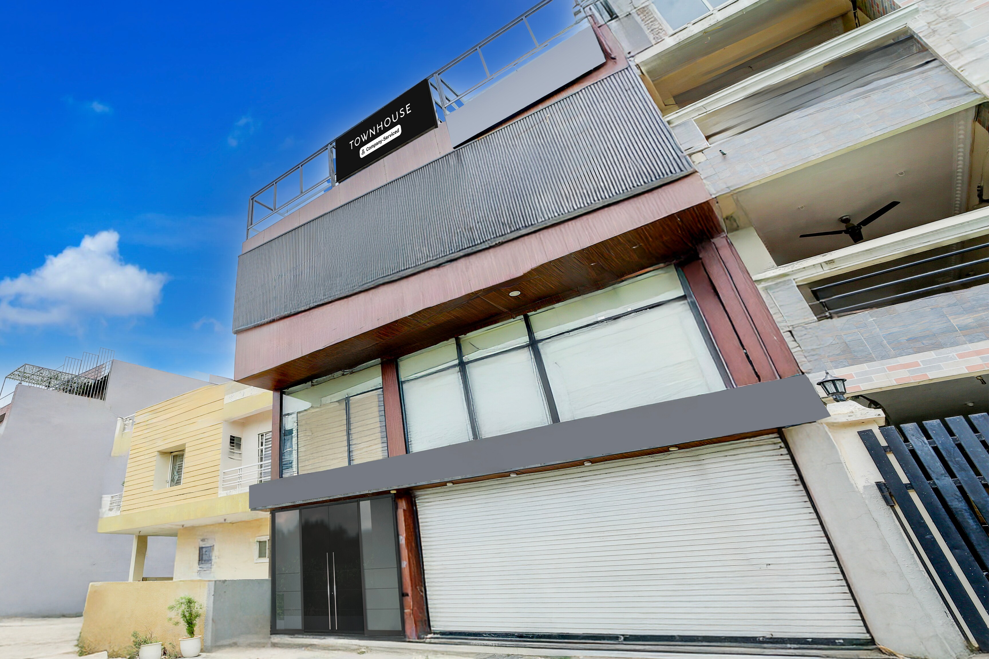 Super Townhouse Meghdoot Garden Formerly Urban Elite in Indore