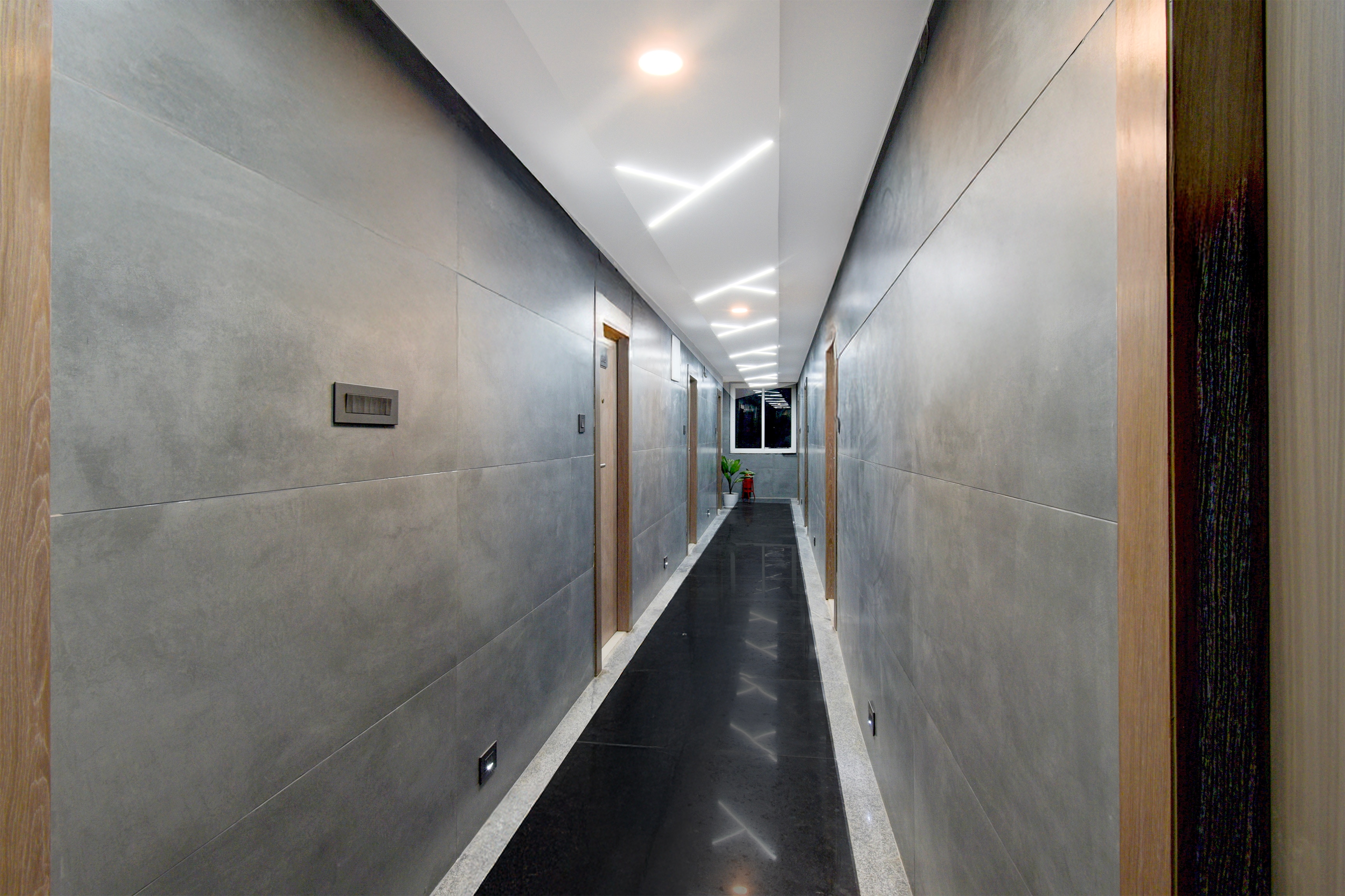 Super Townhouse Oak Premier Raidurg Biodiversity Park in Hyderabad