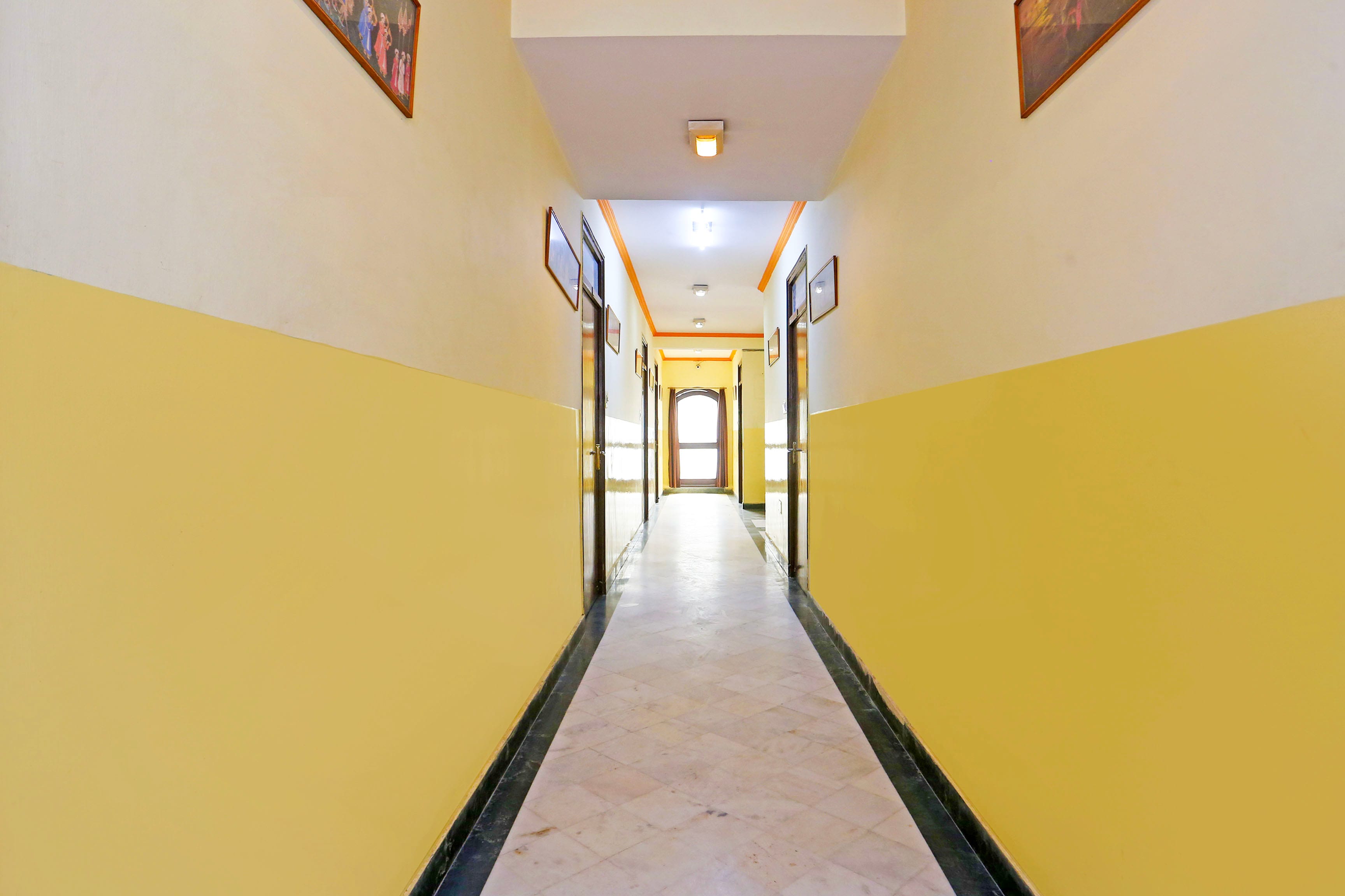 Super Collection O Bani Park Near Collectorate Circle Formerly Anuja Palace in Jaipur