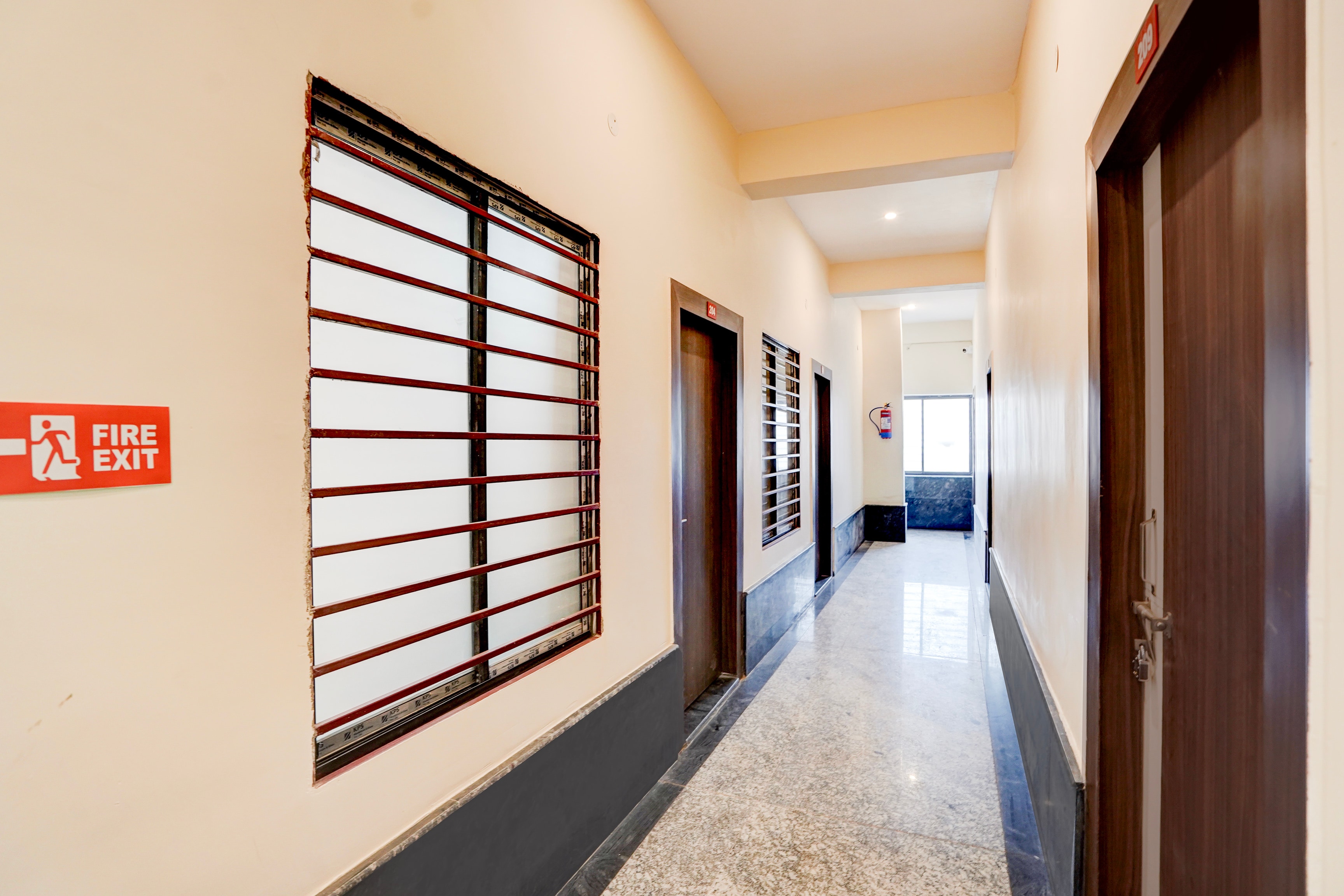 Super Collection O Salori in Prayagraj