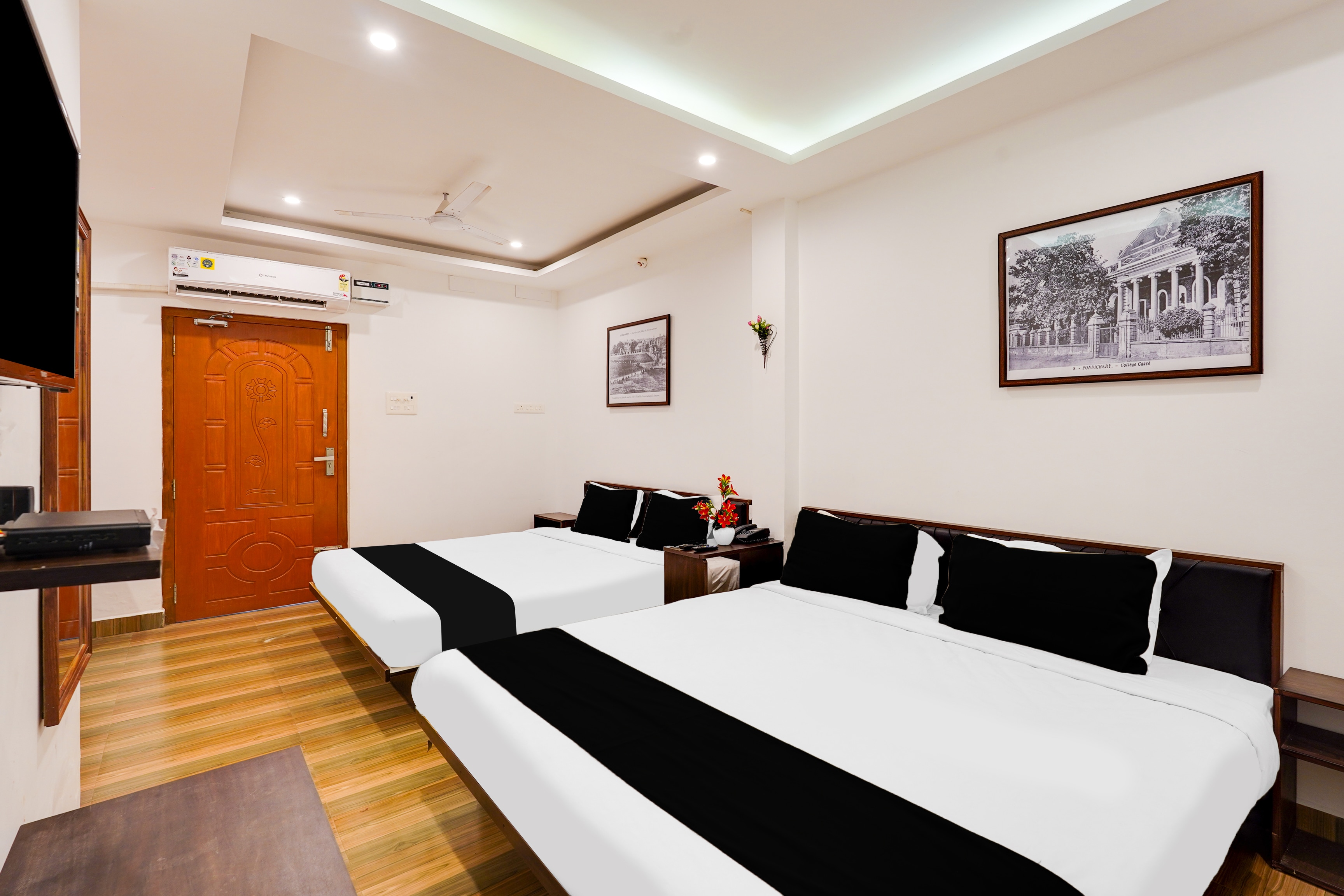 Super Townhouse Auroville Beach Formerly De Heritage in Pondicherry