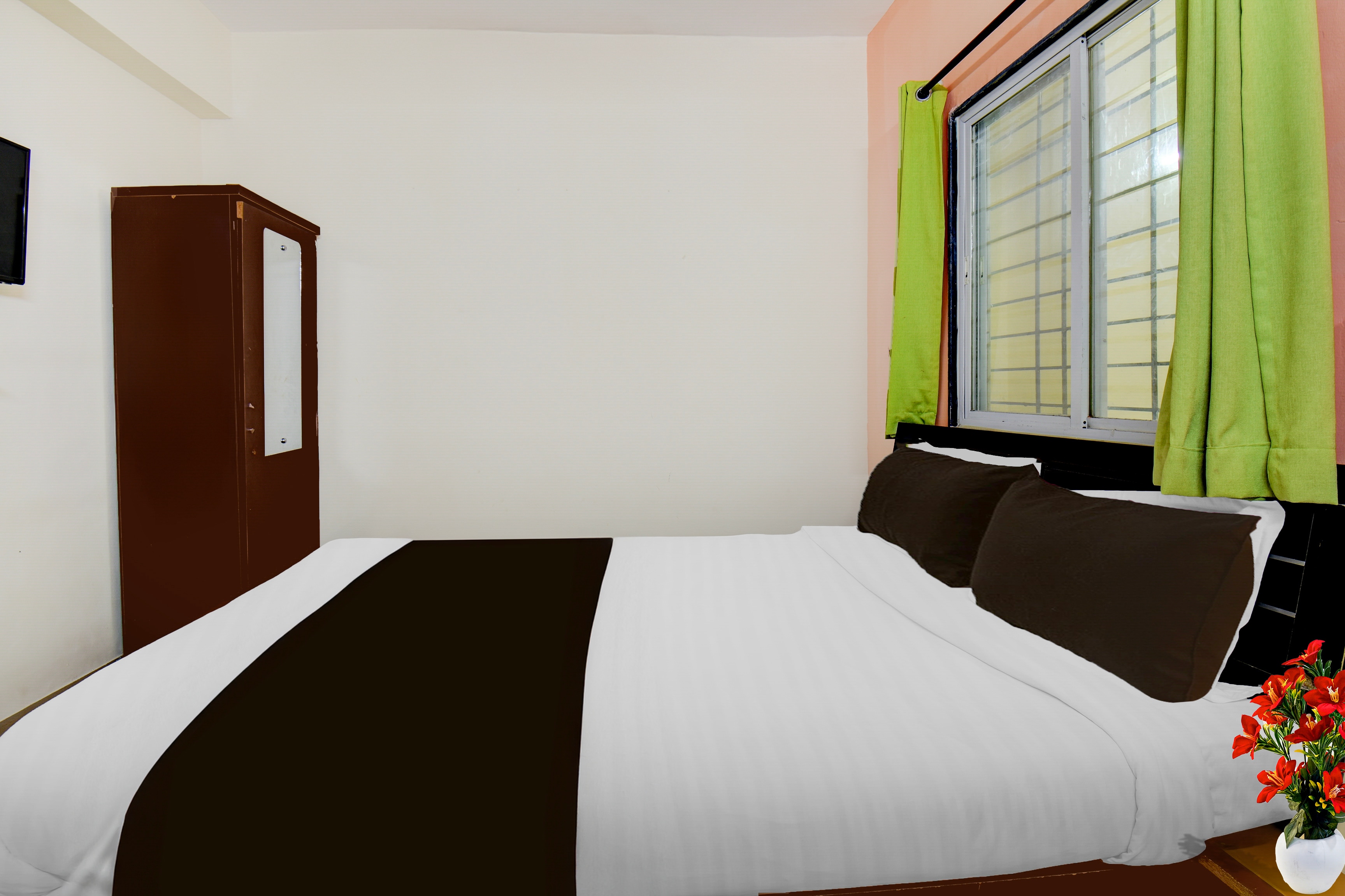 Hotel O Hinjewadi Kirti Classic Gate in Pune