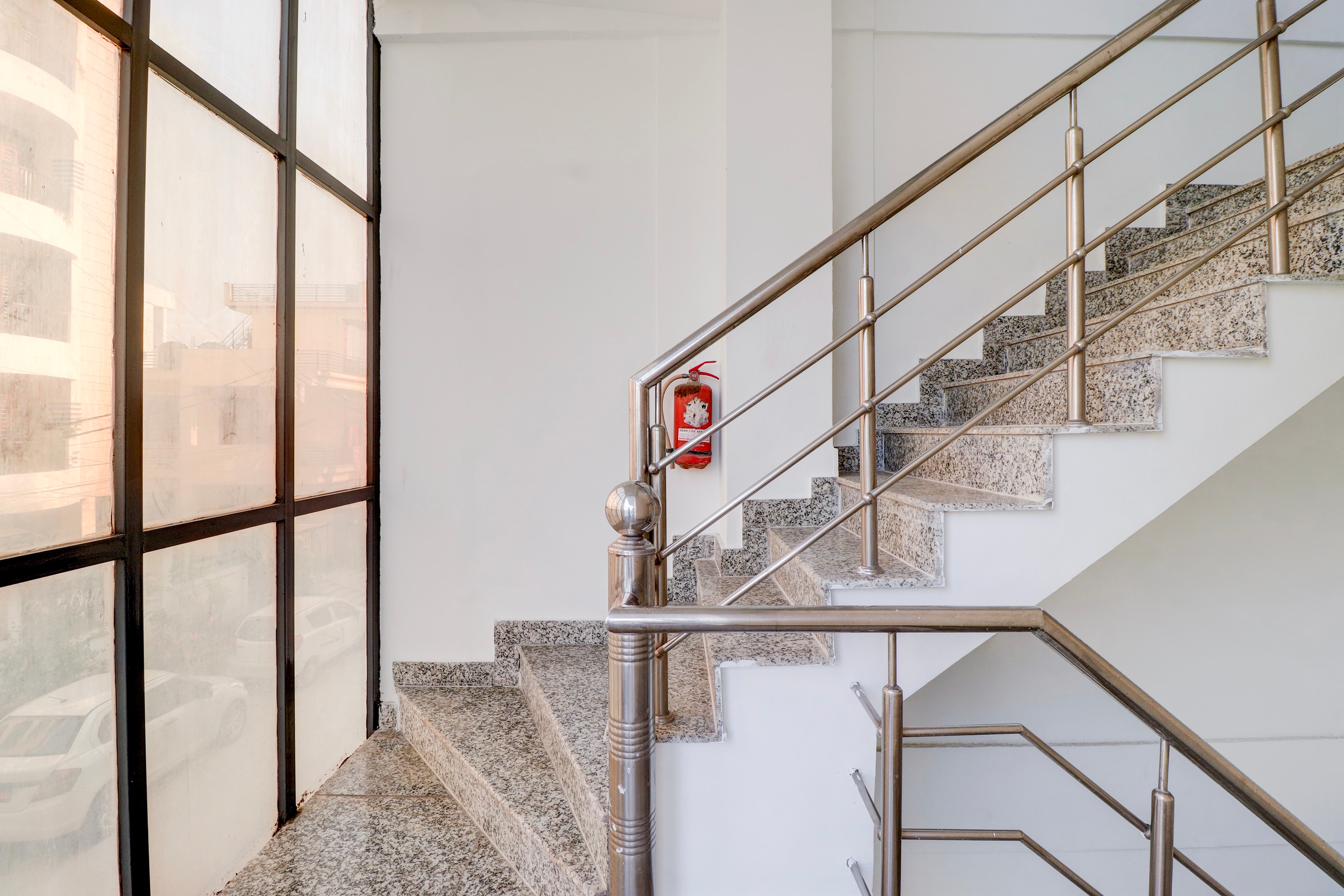 Super Hotel O Shimla Bypass Road ISBT Dehradun Formerly Benison Guest House in Dehradun