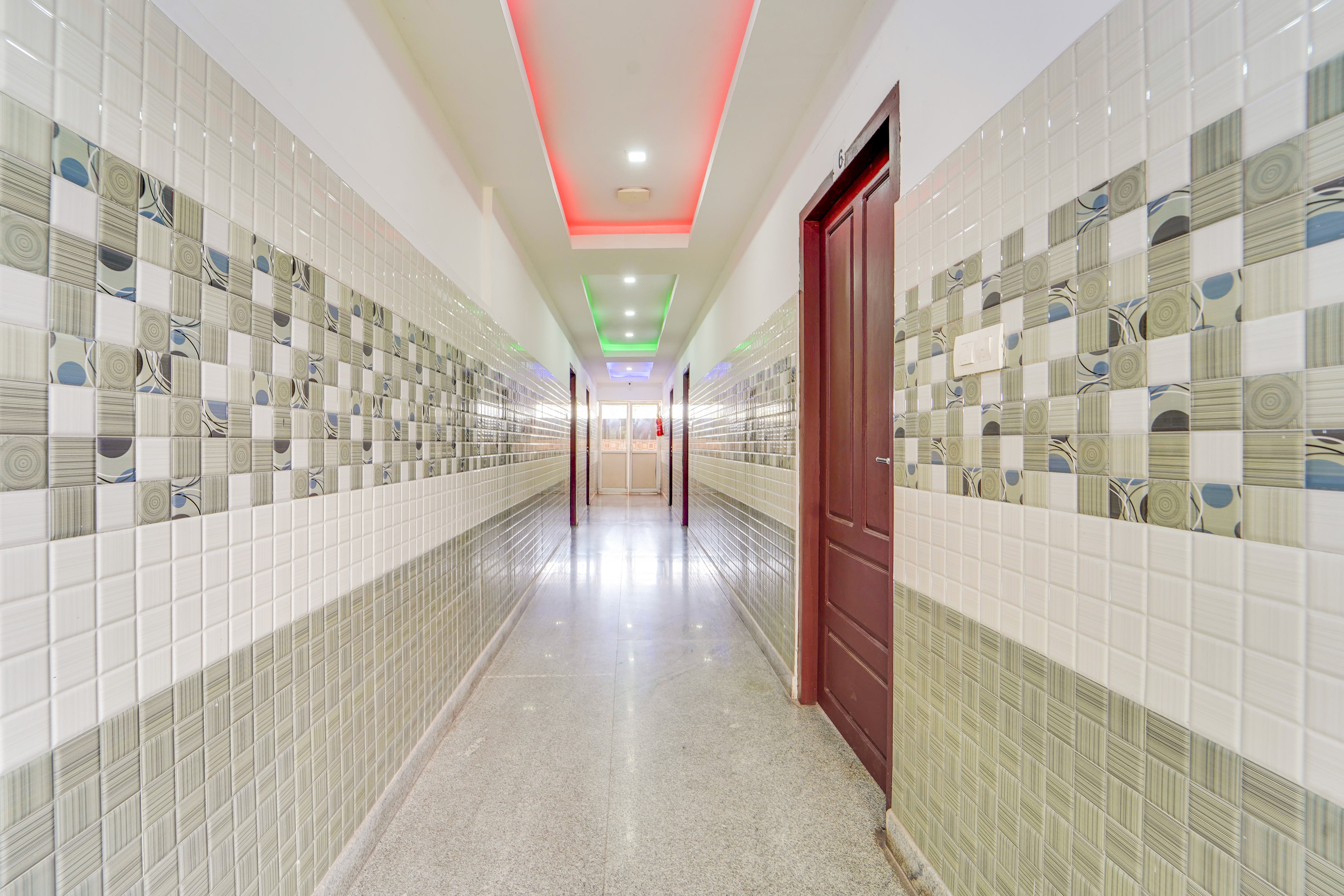 Super Hotel O Aluva Town in Kochi