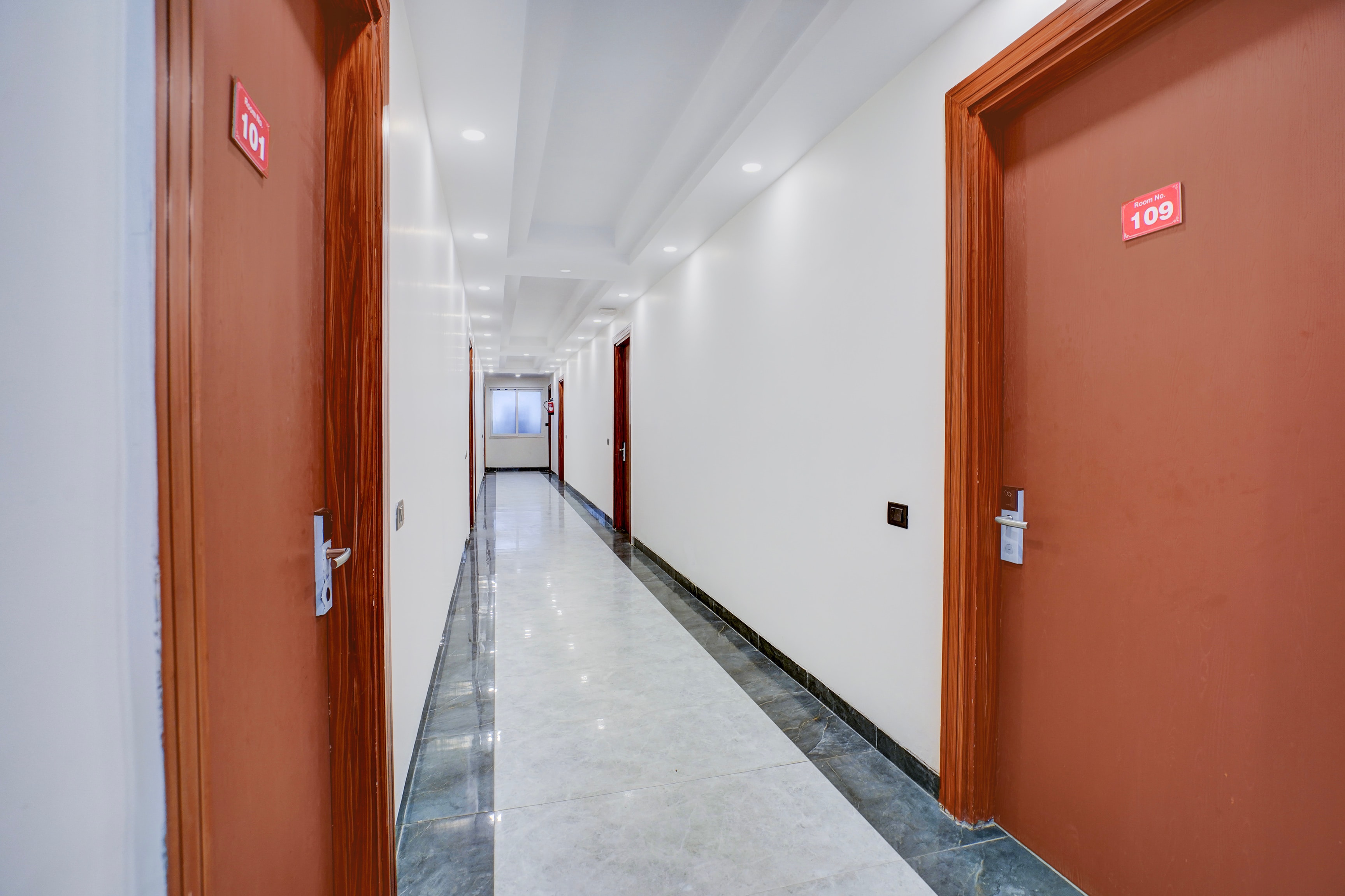 Super Hotel O Expo Mart Ansal Golf Link 1 in Noida