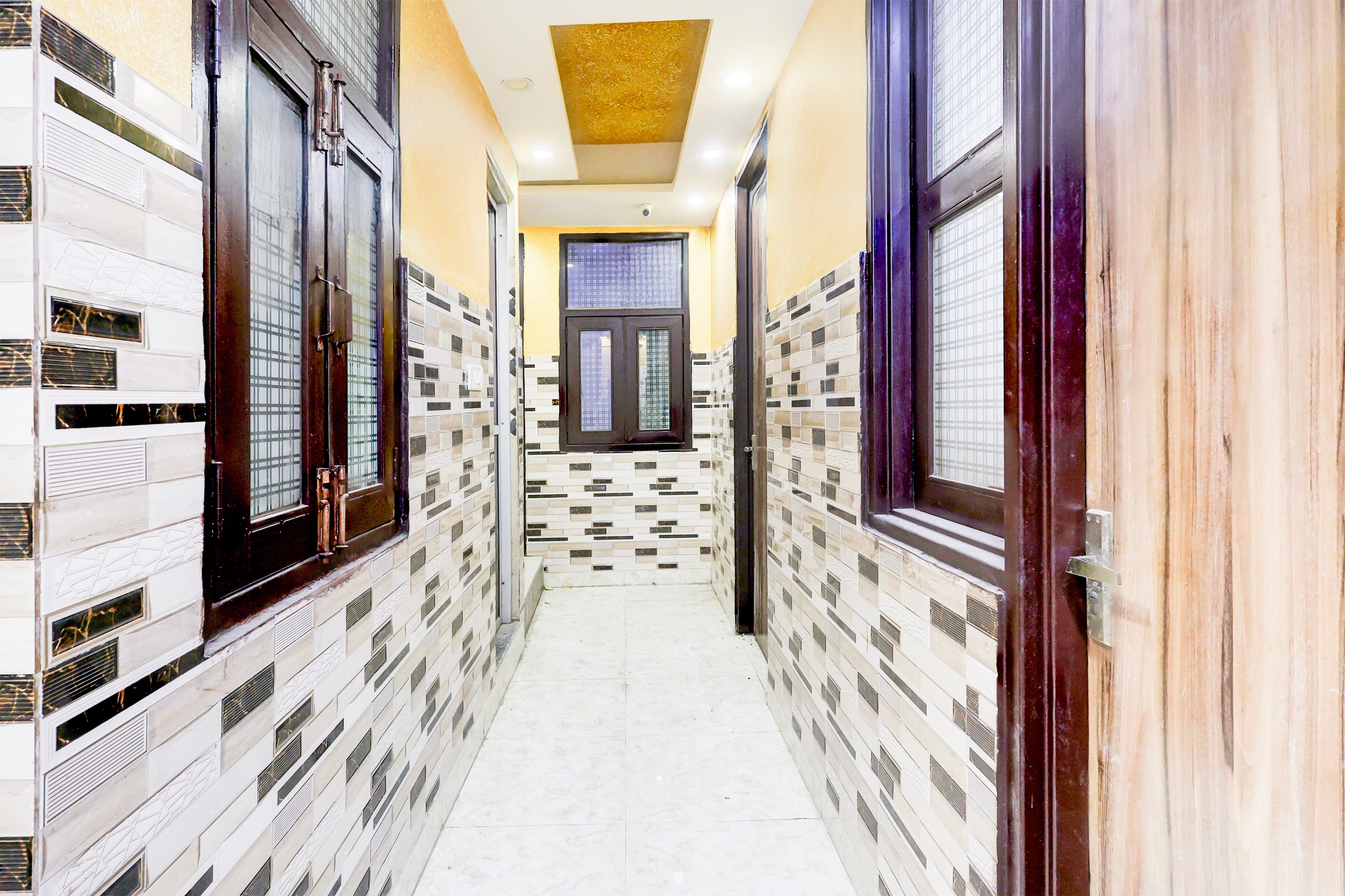 Super Hotel O Fazalpur in Delhi