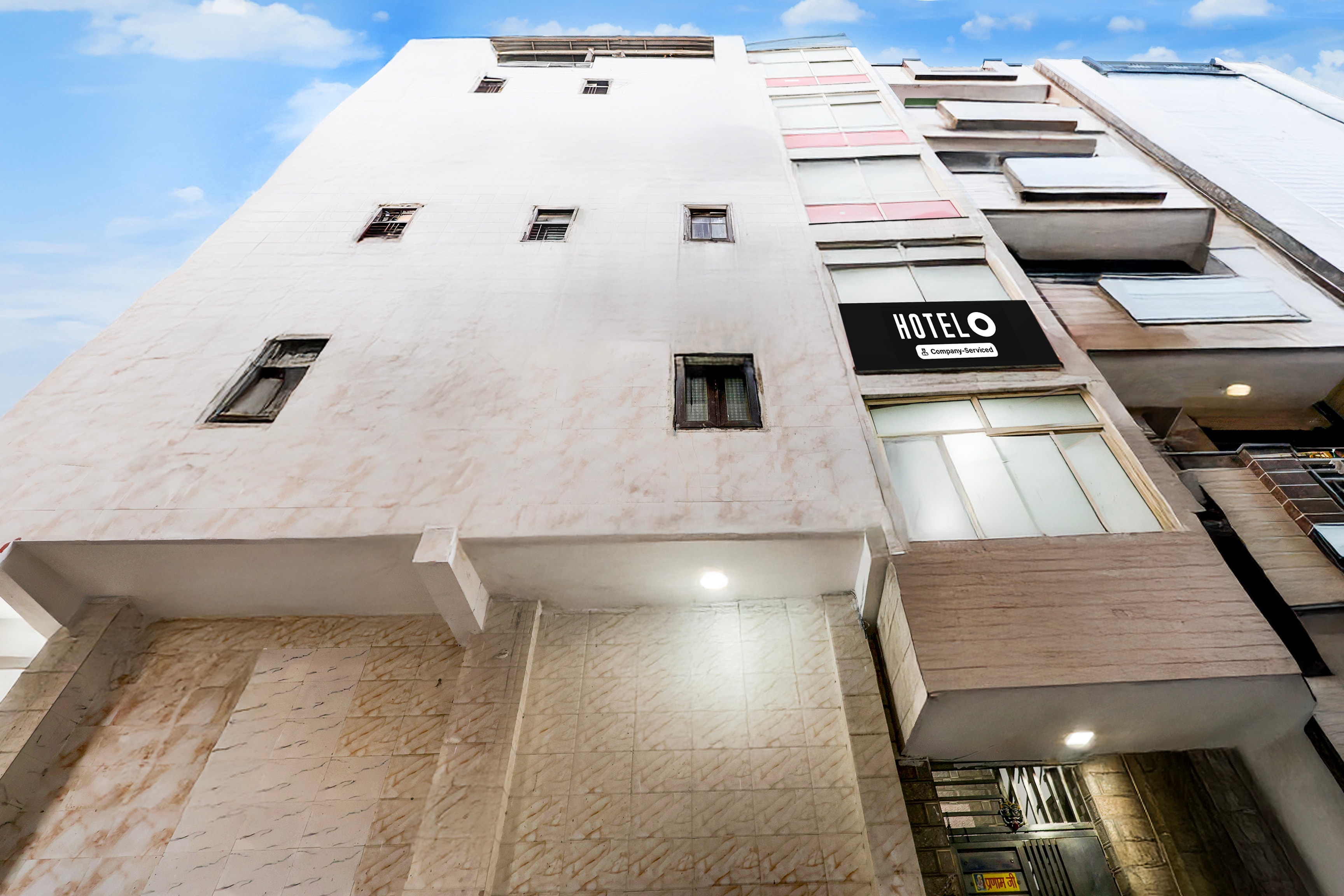 Super Hotel O Fazalpur in Delhi