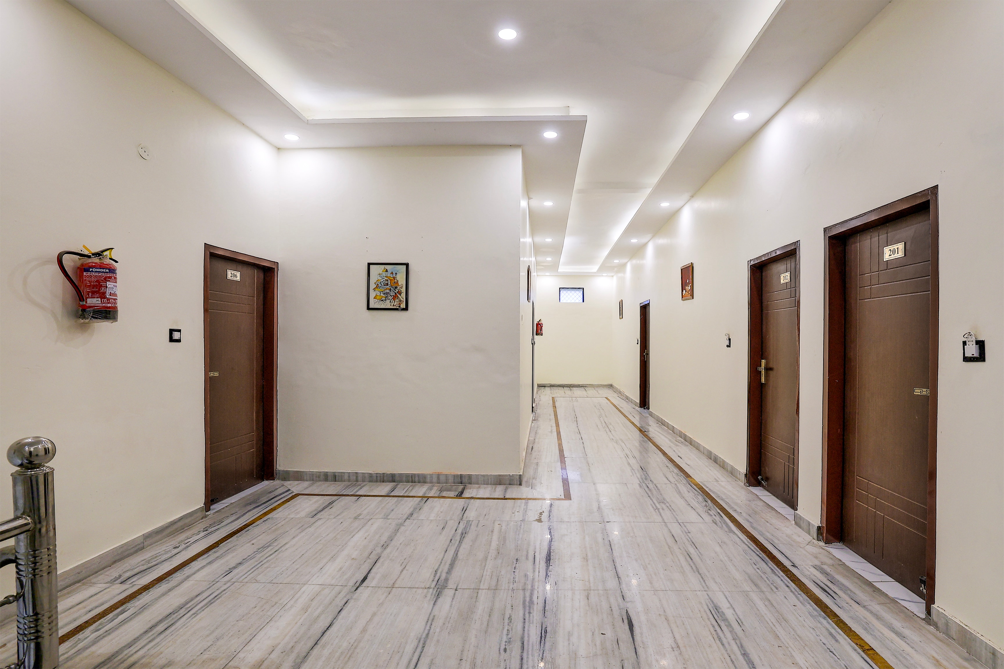 Super Hotel O Clock Tower Dehradun Formerly Dooncity Suites in Dehradun