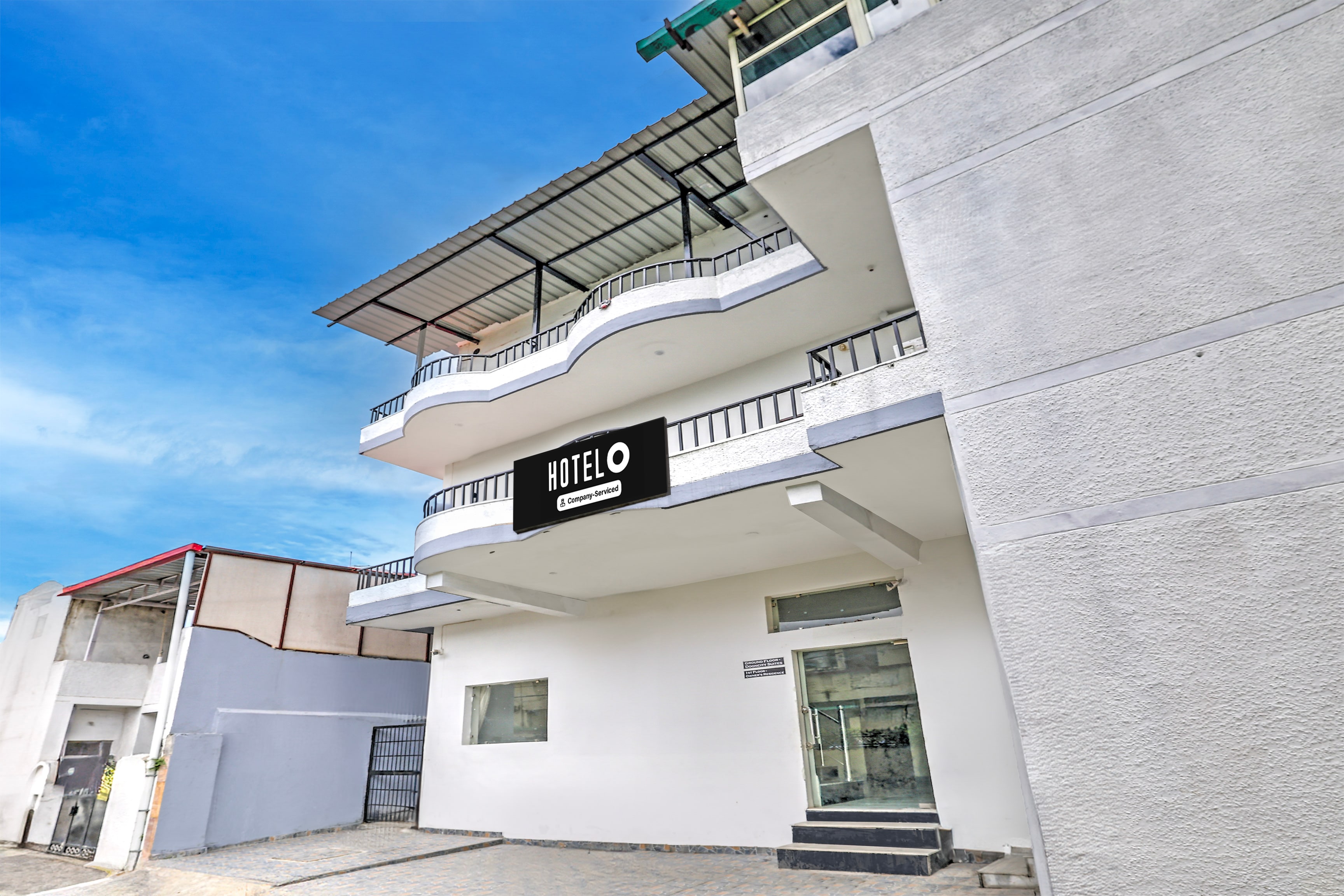 Super Hotel O Clock Tower Dehradun Formerly Dooncity Suites in Dehradun