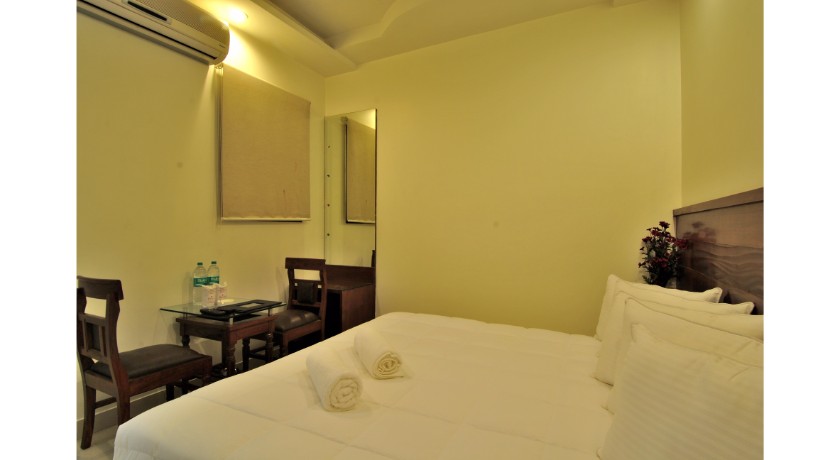 Hotel Toronto in Delhi