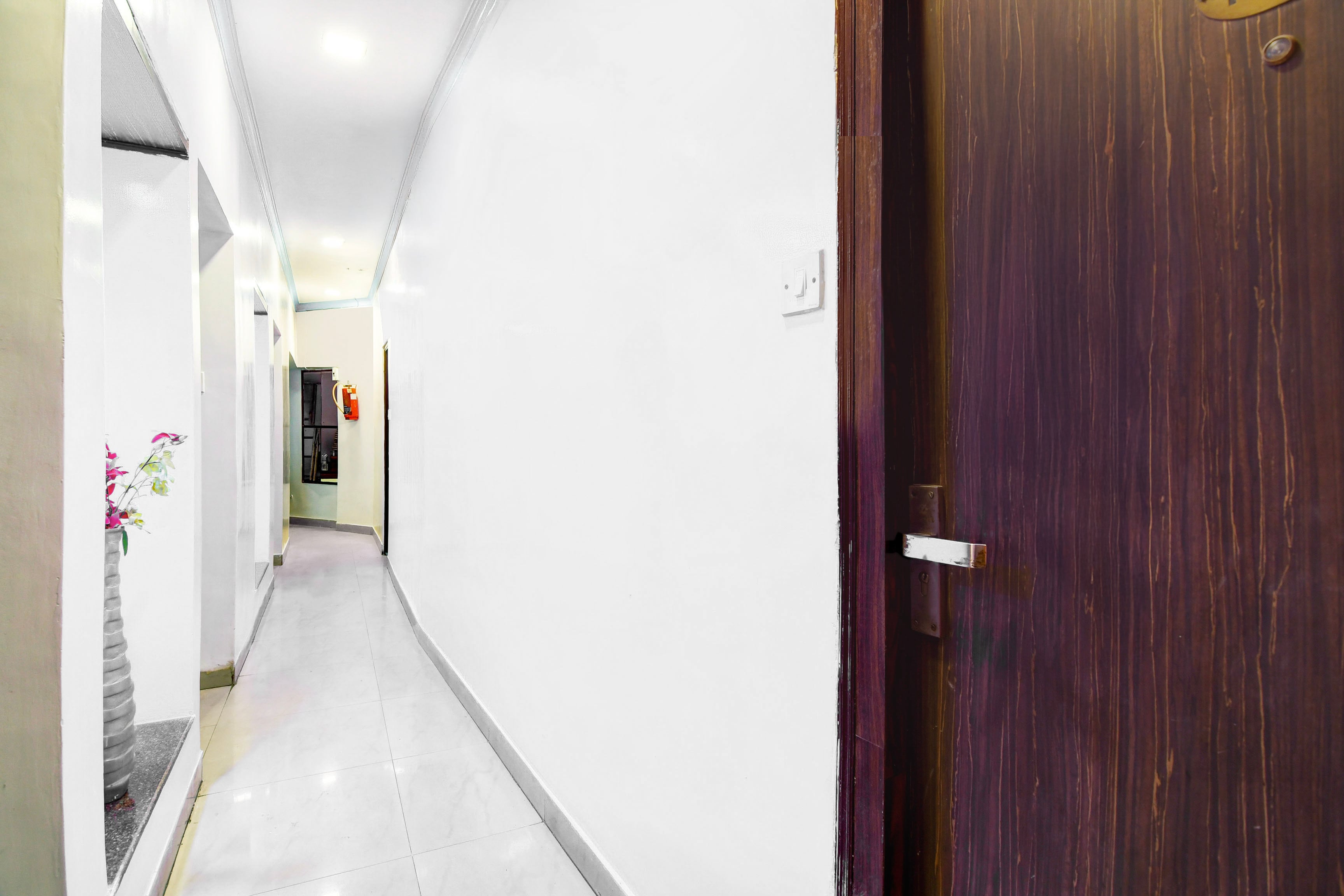 Collection O Karaya Road Formerly Hotel New Diamond in Kolkata