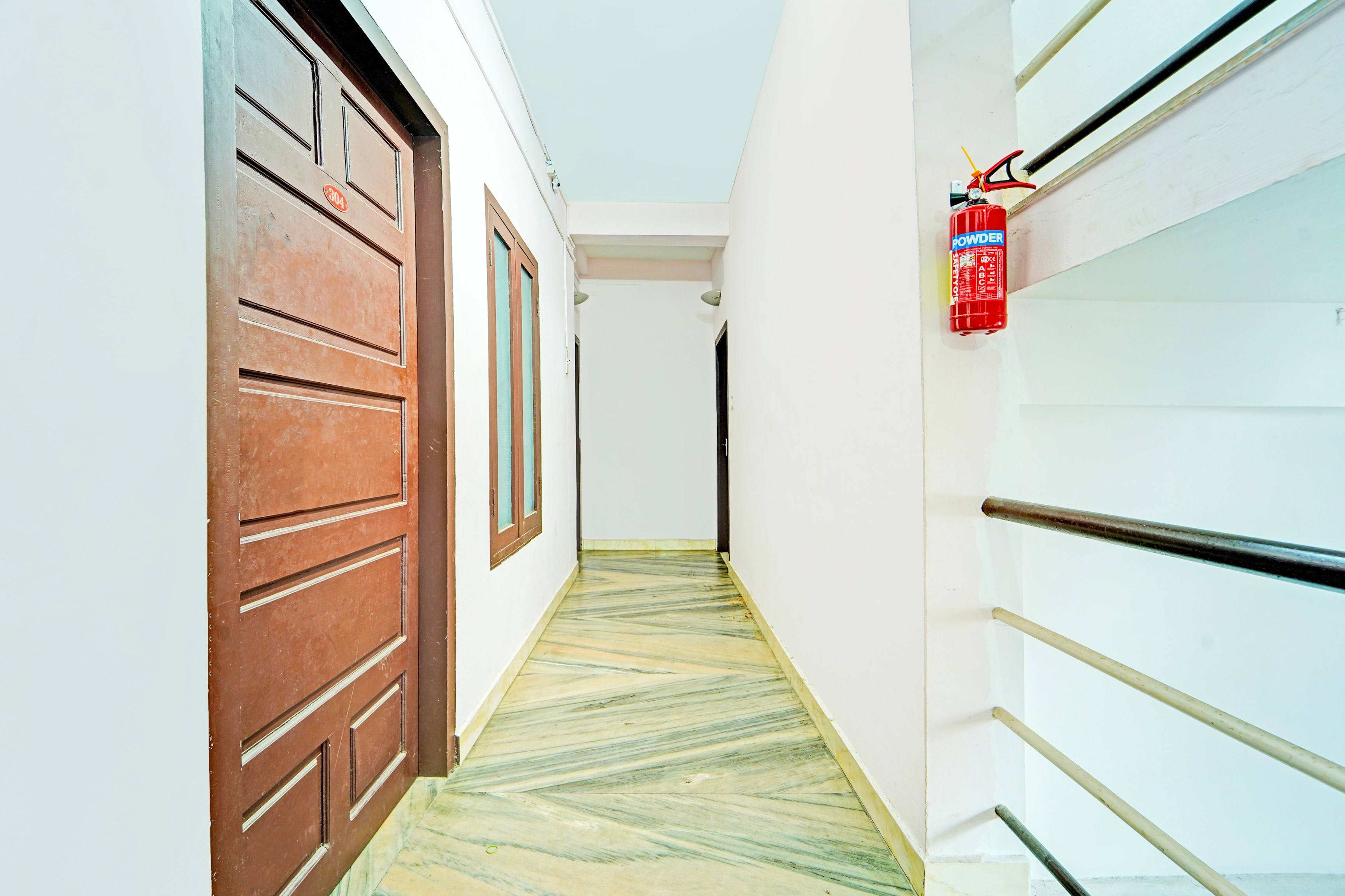 Hotel O SRM Road Kochi in Kochi