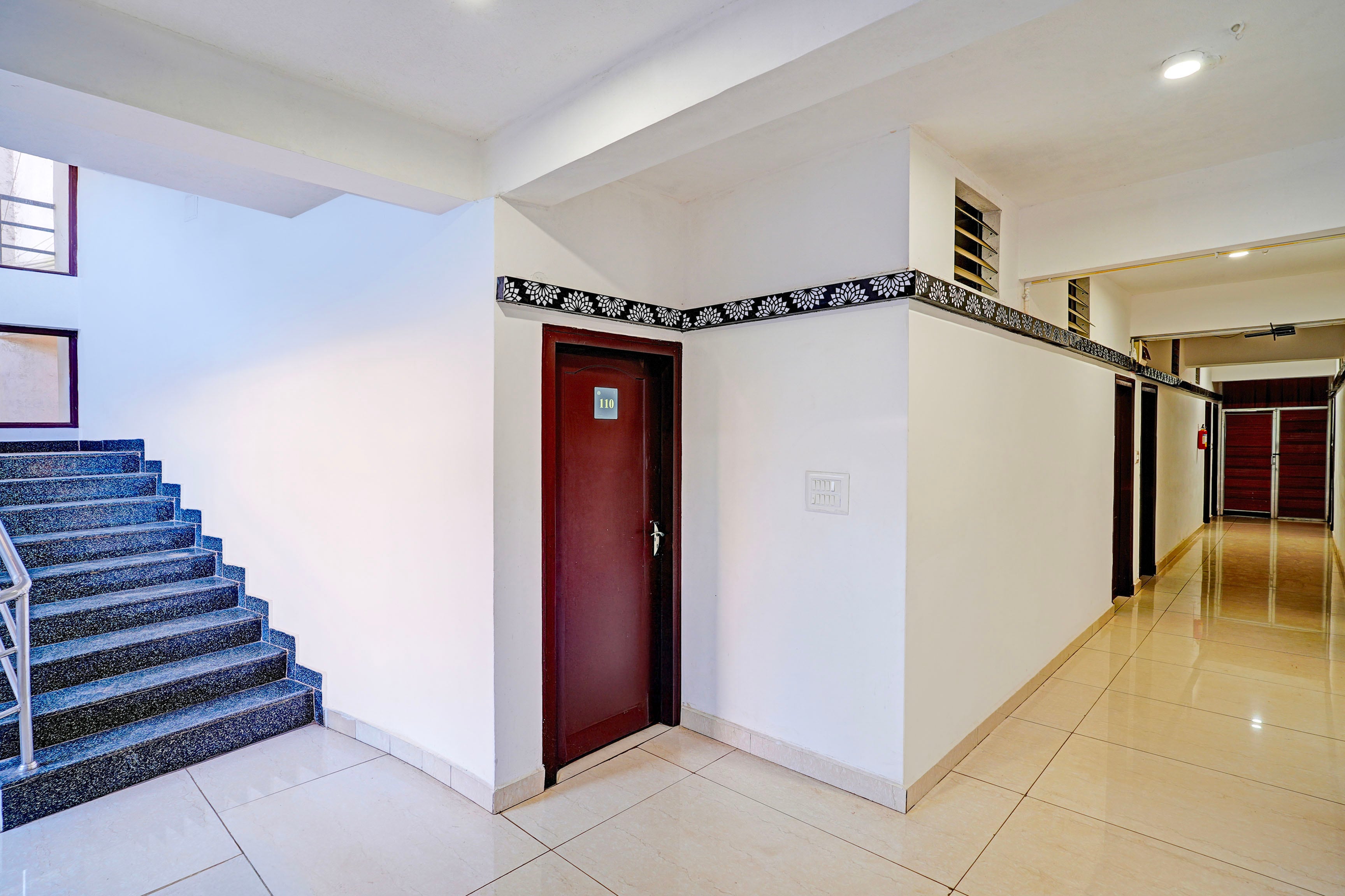 Super Townhouse Madikeri Fort Formerly Hotel Raj in Coorg