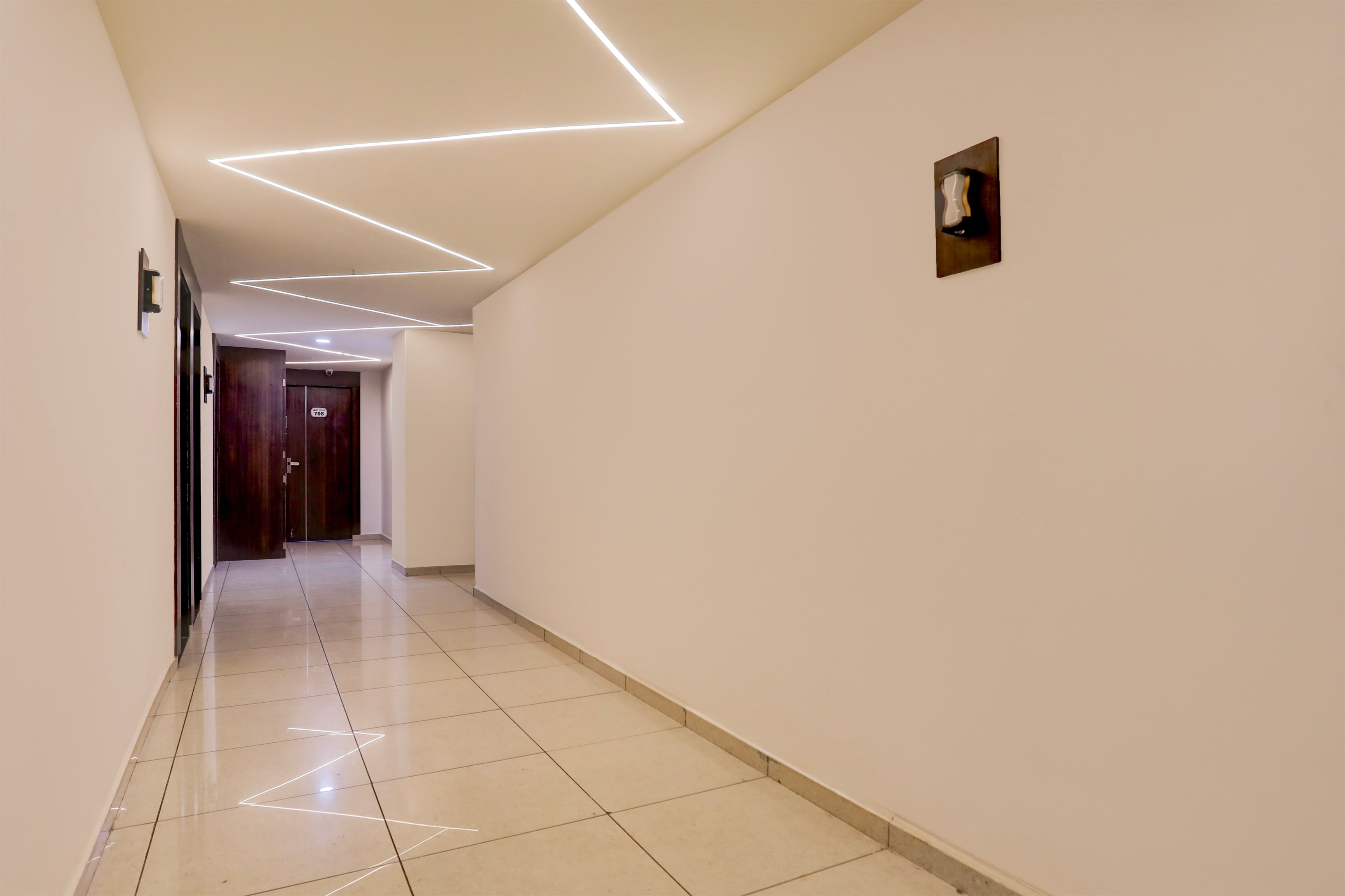 Super Hotel O Nana Chiloda Near Airport Formerly Green Valley in Ahmedabad