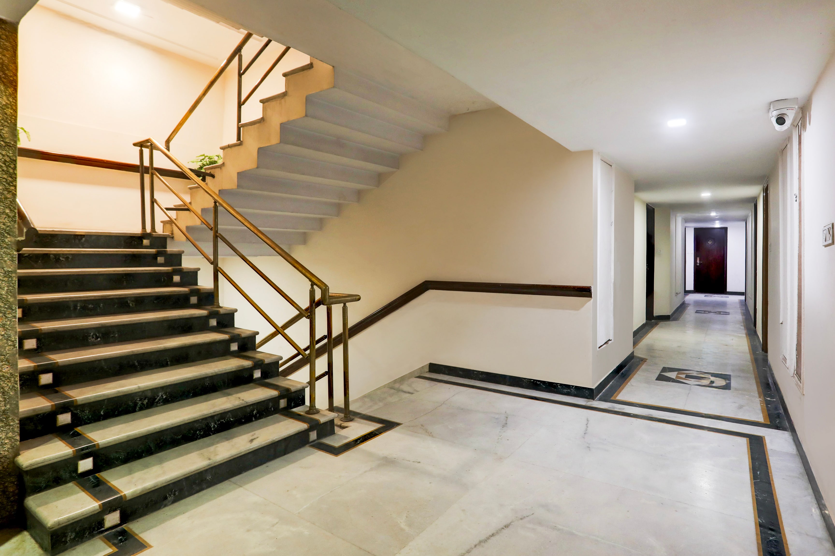 Super Townhouse Padav Square Gwalior Formerly Hotel Shelter in Gwalior