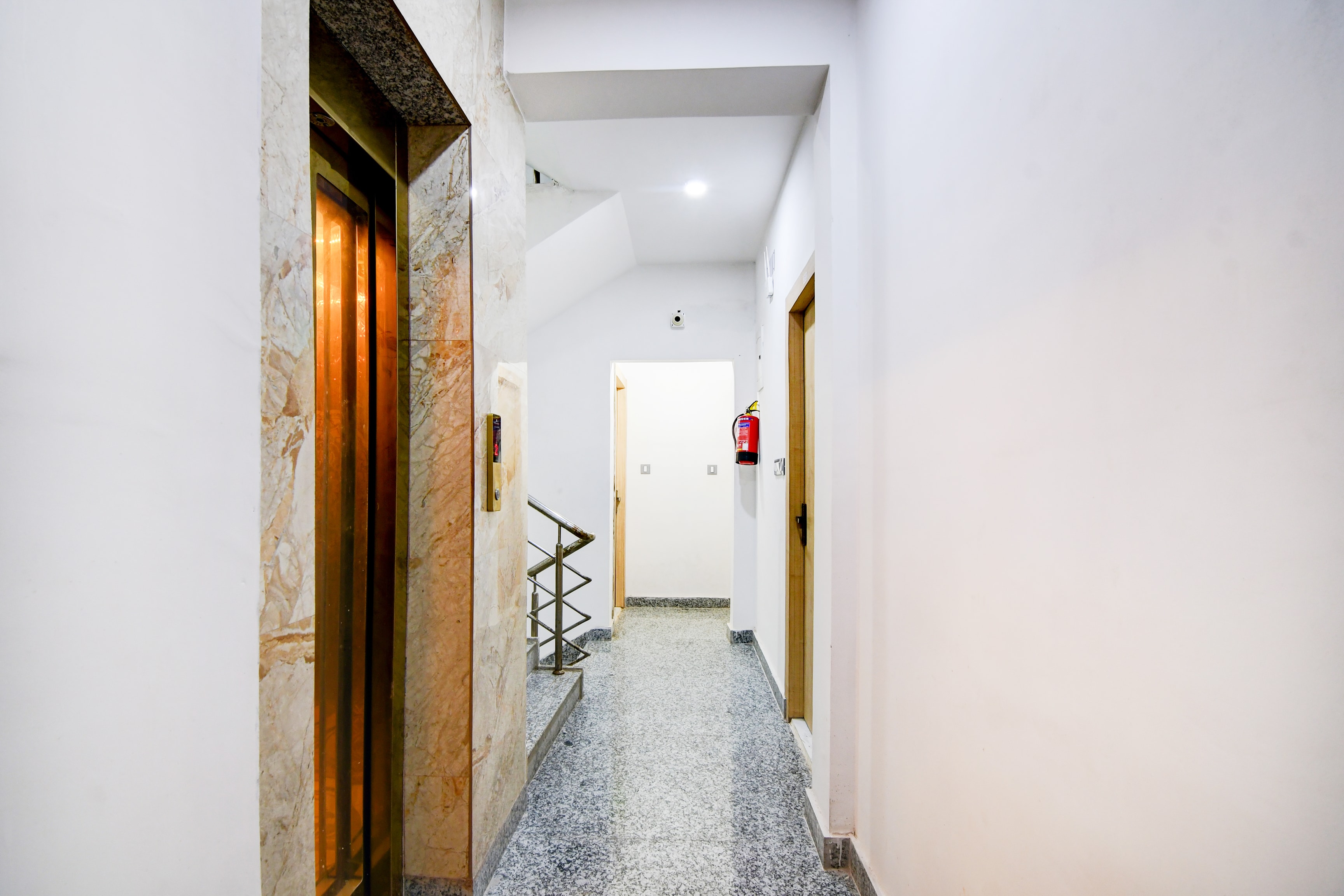 Super Hotel O New Town Near Downtown Mall in Kolkata