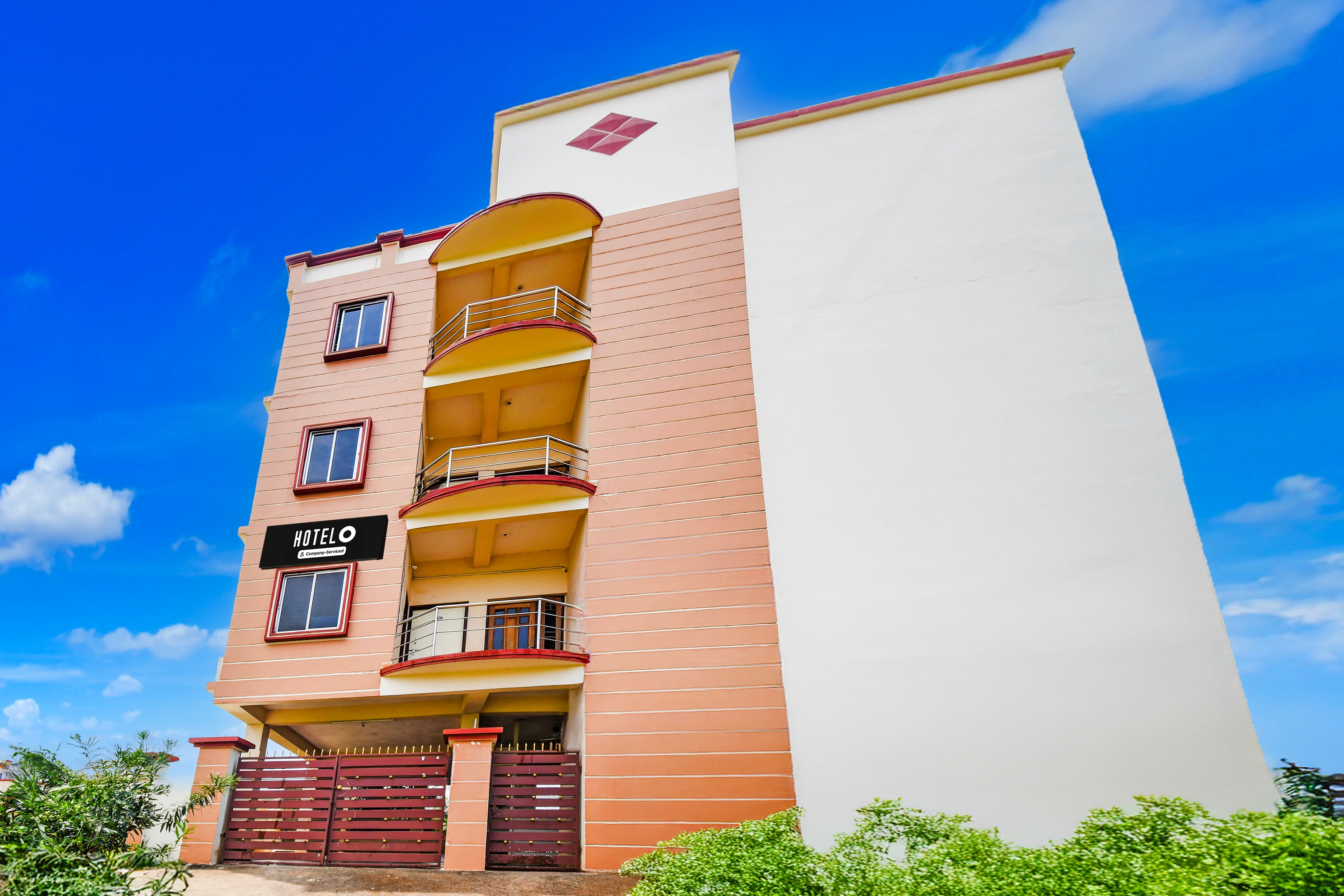 Super Hotel O Dumduma Near DN Regalia Mall in Bhubaneswar