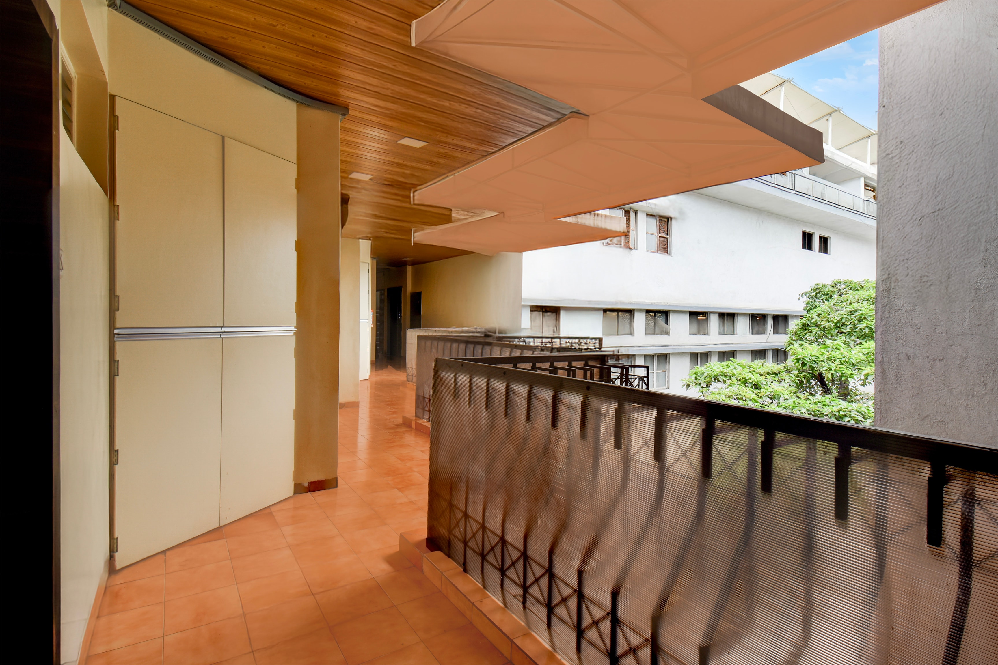 Super Townhouse Oak Sinhgad Road Crossway Formerly Popular Hotel in Pune