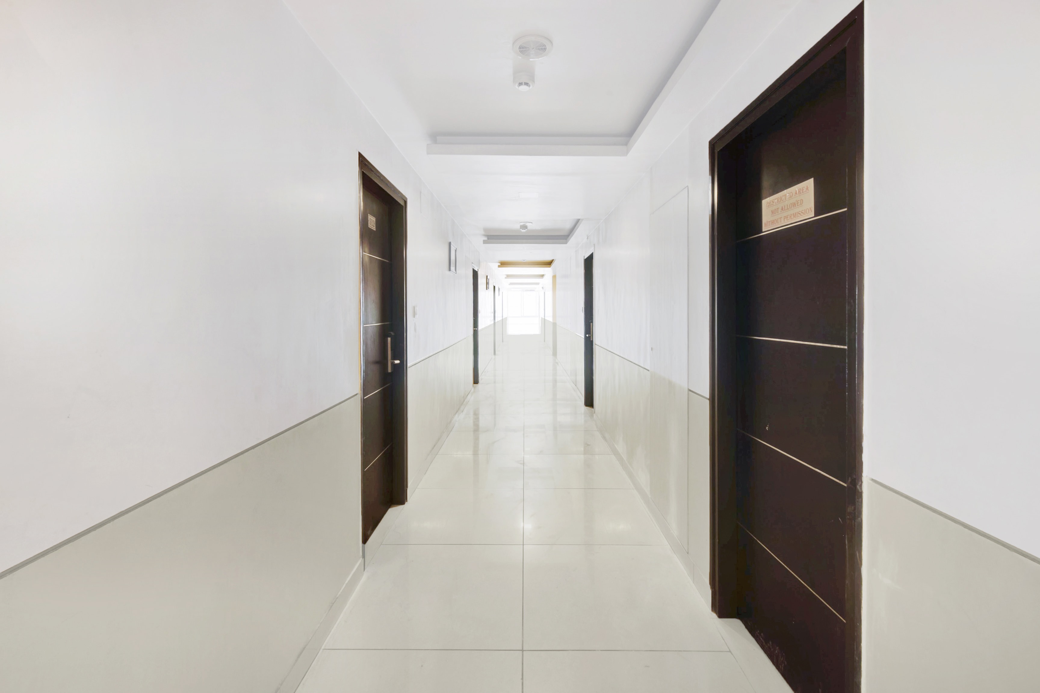 Super Townhouse City Center Near Mysore Palace Formerly Aavass Inn in Mysore