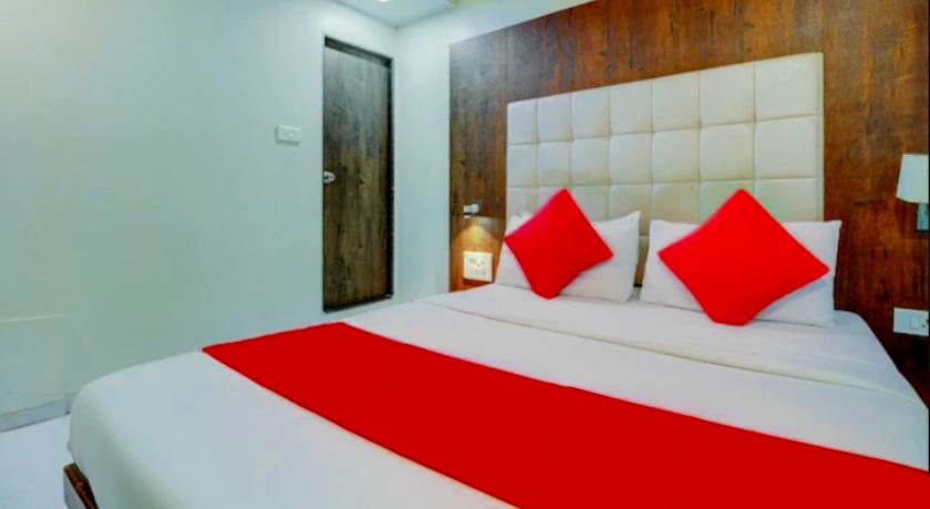 Hotel Avenue in Mumbai