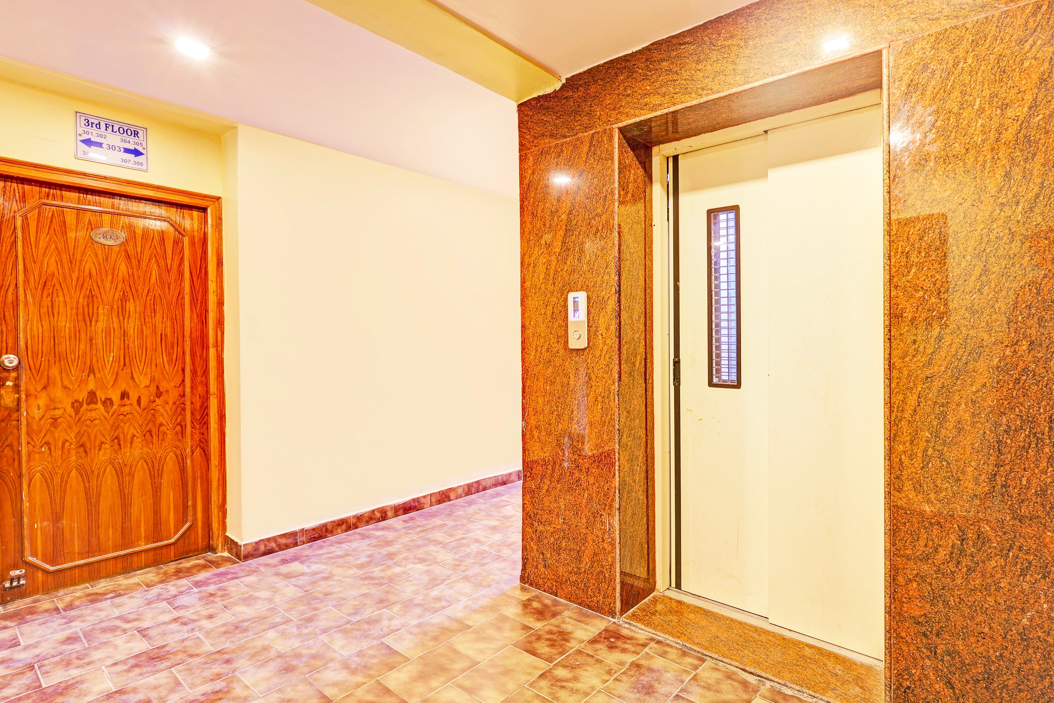 Hotel O Gajuwaka Near kurmanpalem Formerly SBT in Visakhapatnam