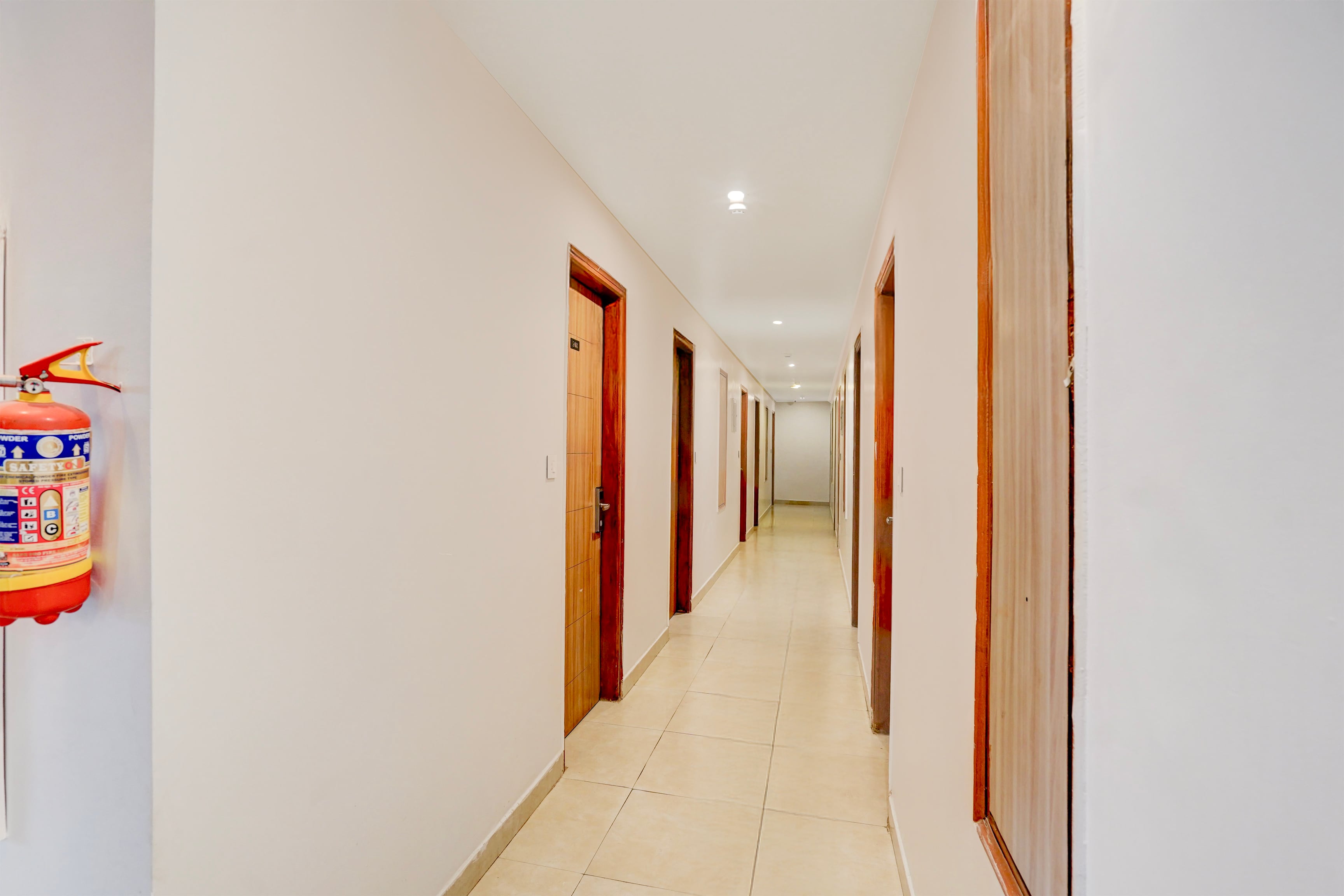 Super Townhouse Oak Arvindo Park Indira Nagar Formerly Rama Inn in Lucknow