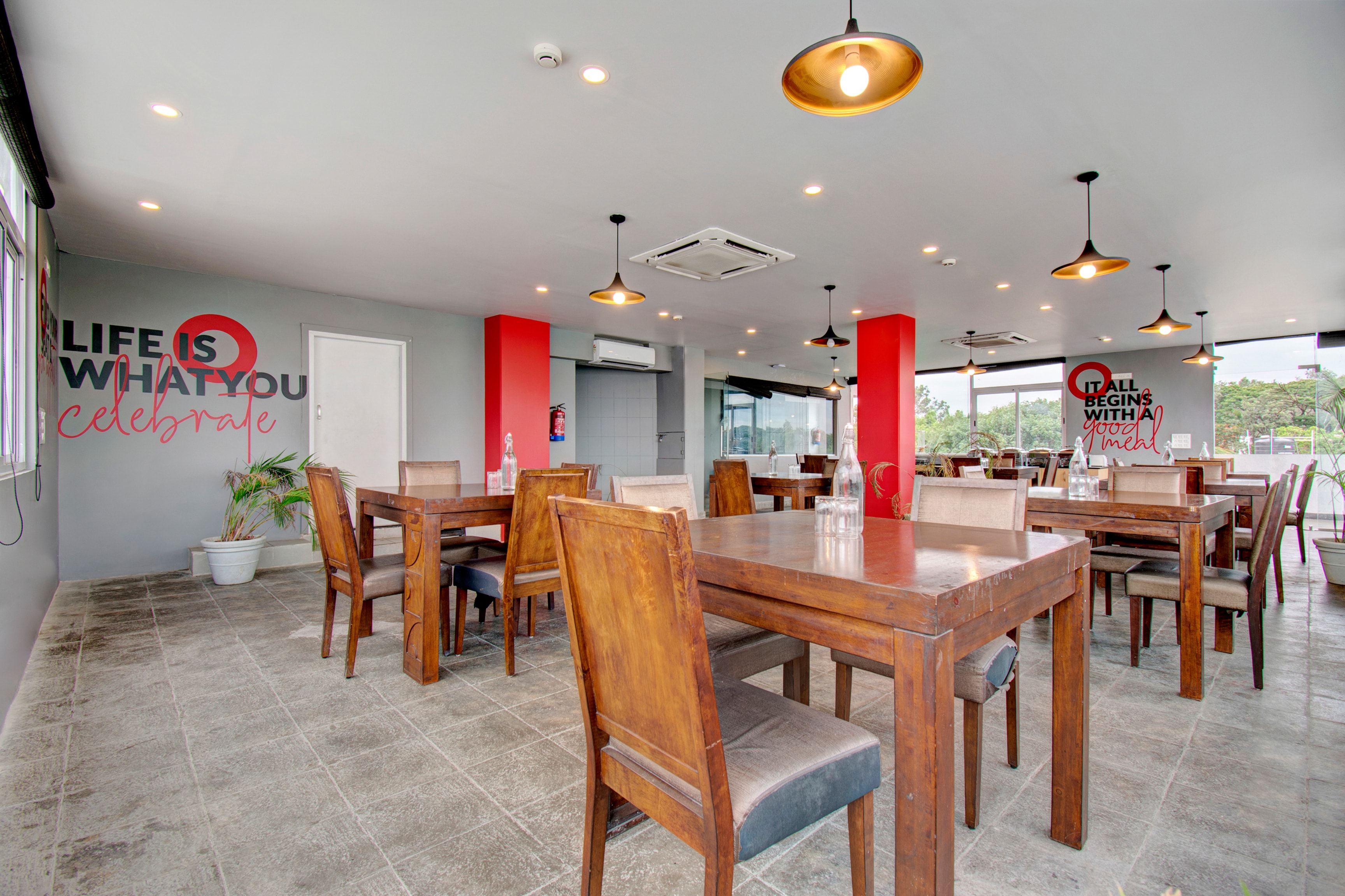 Super Townhouse Ulsoor in Bangalore