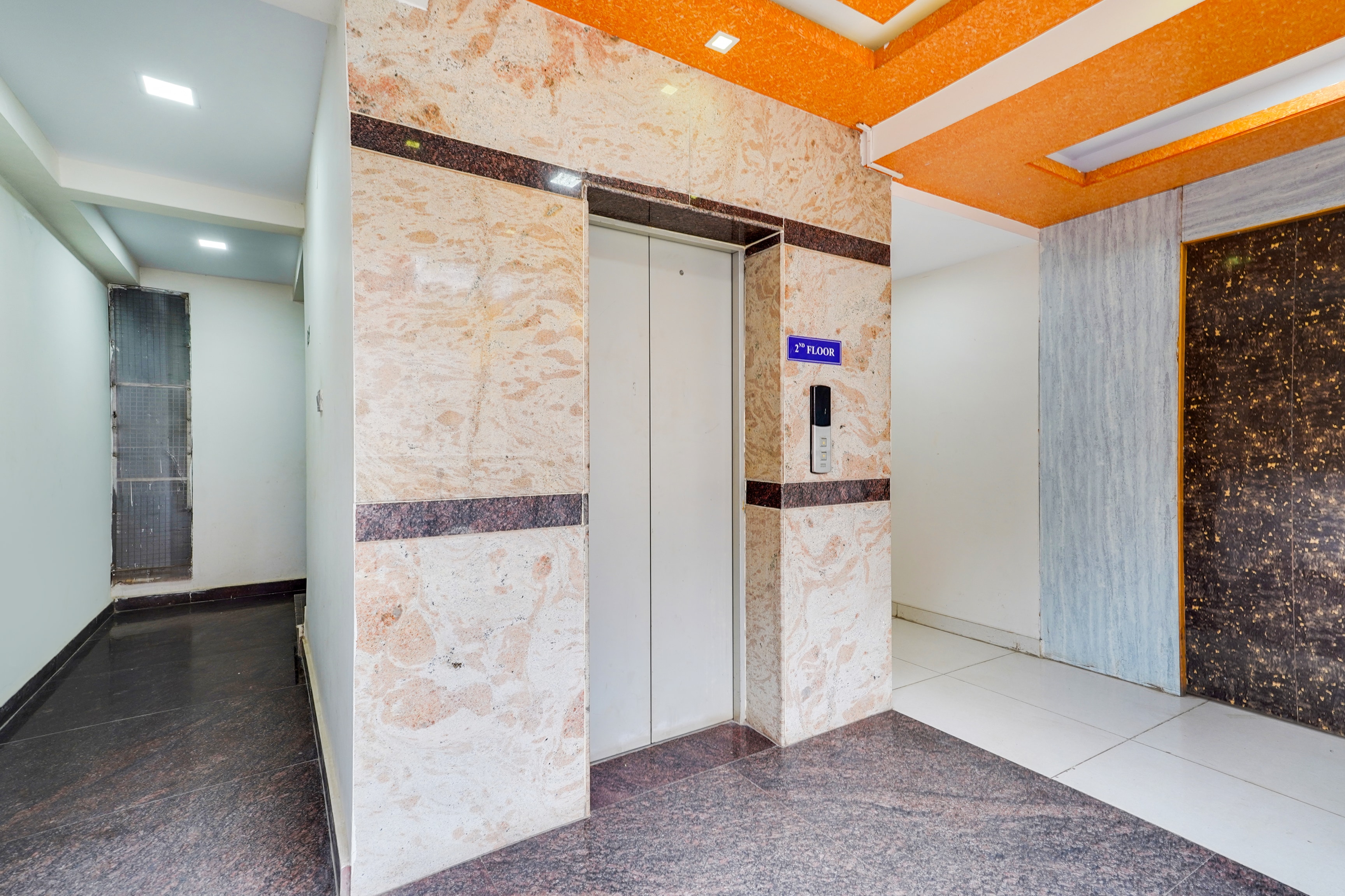 Super Collection O Bangalore Airport Road in Bangalore