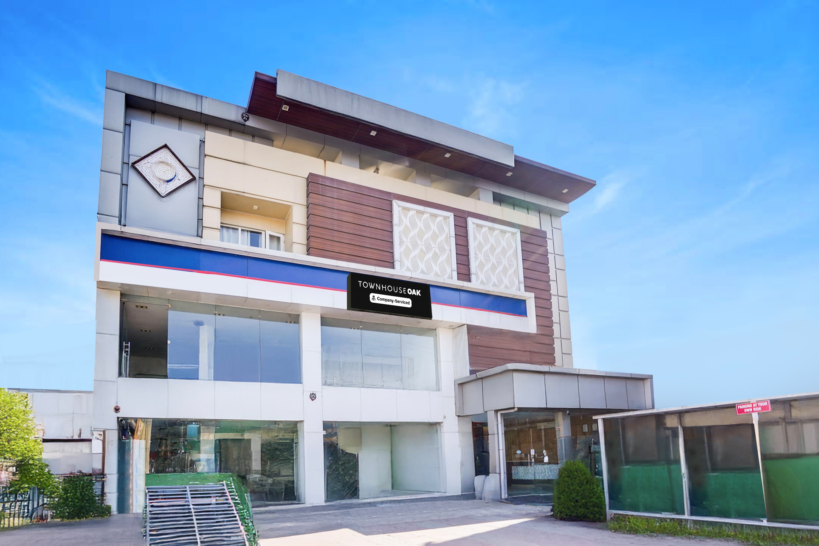 Super Townhouse Oak Silver City Chowk Formerly HW Residency in Dehradun