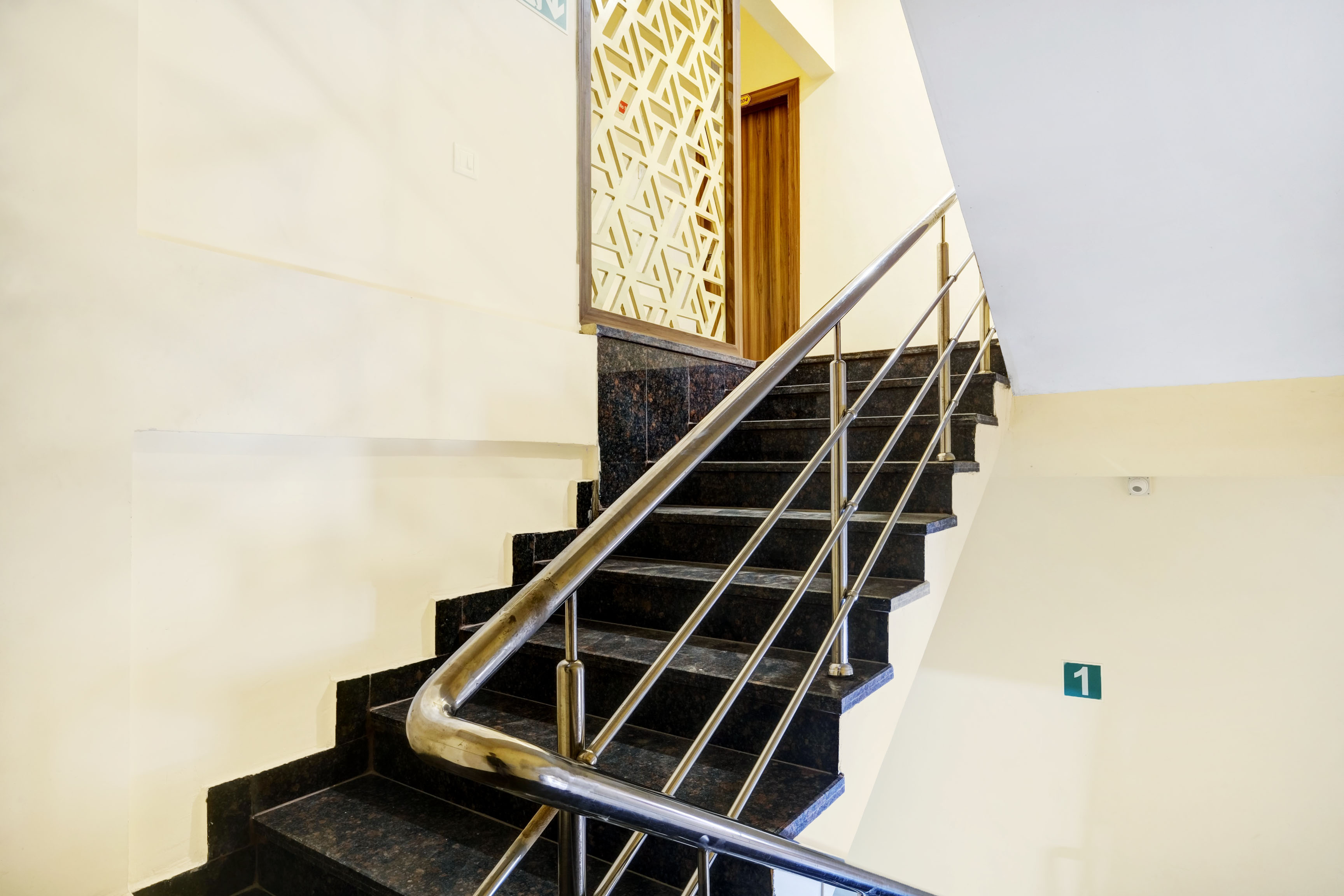 Super Hotel O Lalganesh Formerly Royal Avenue in Guwahati