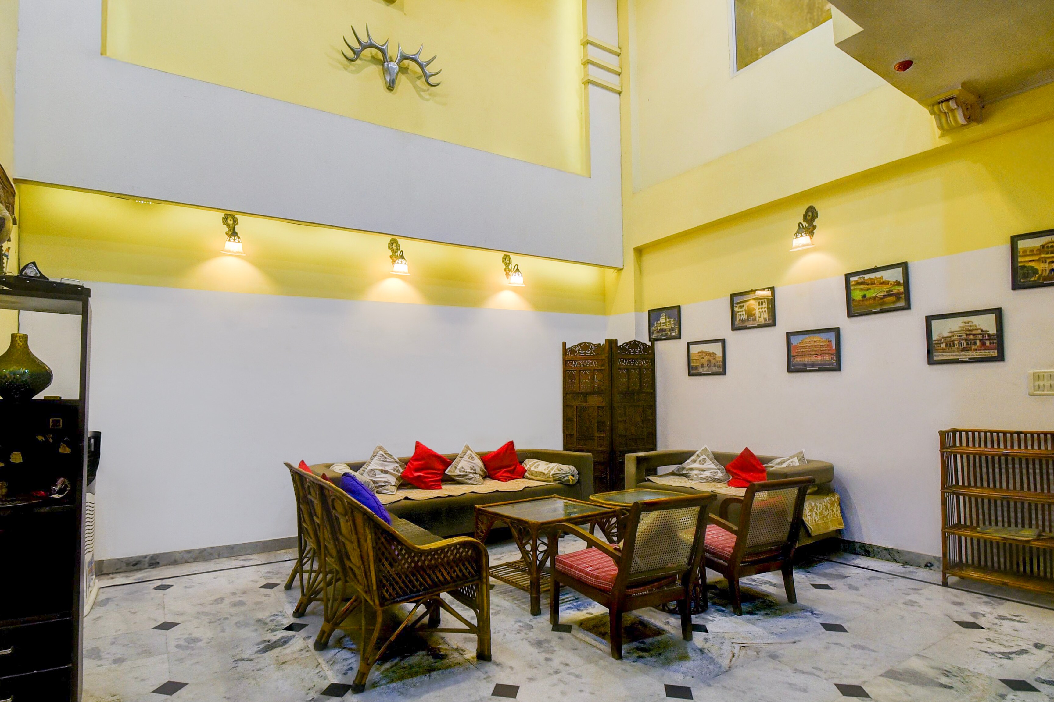 Super Hotel O Sikar Road Jaipur Formerly Garg Niwas in Jaipur