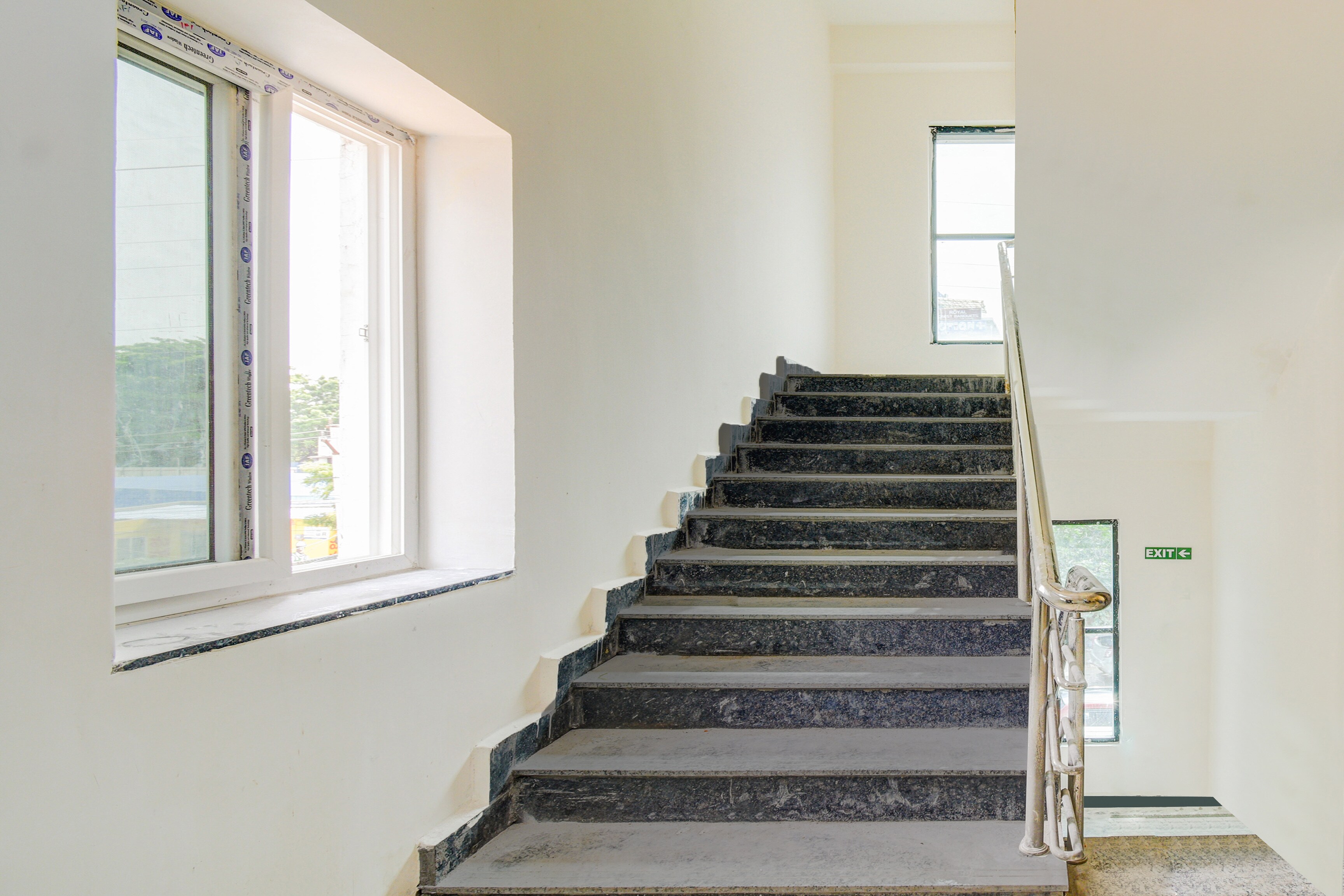 Super Townhouse Golden Temple Manikonda in Hyderabad